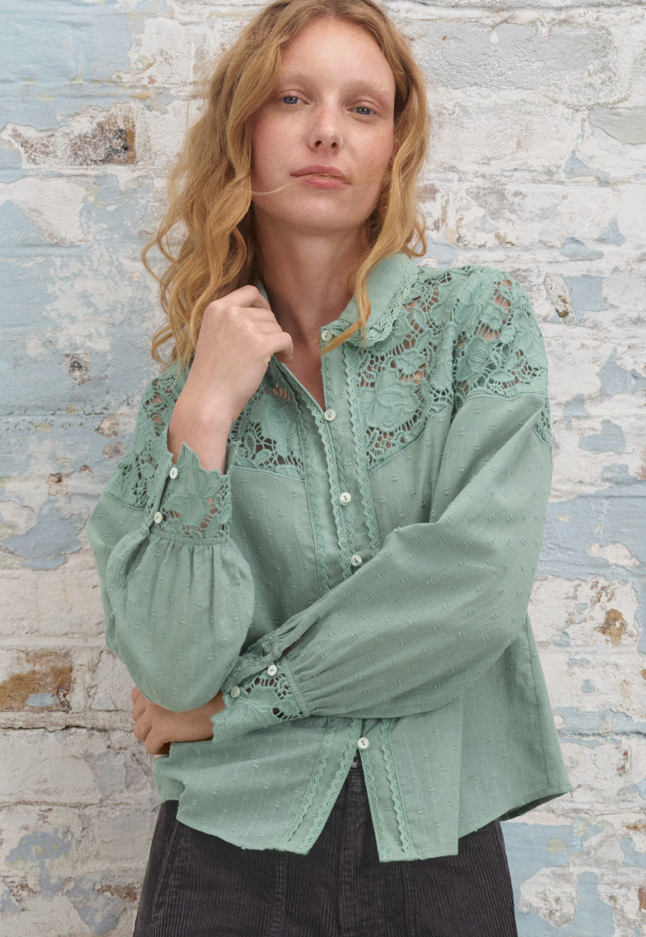 Bestickte Bluse