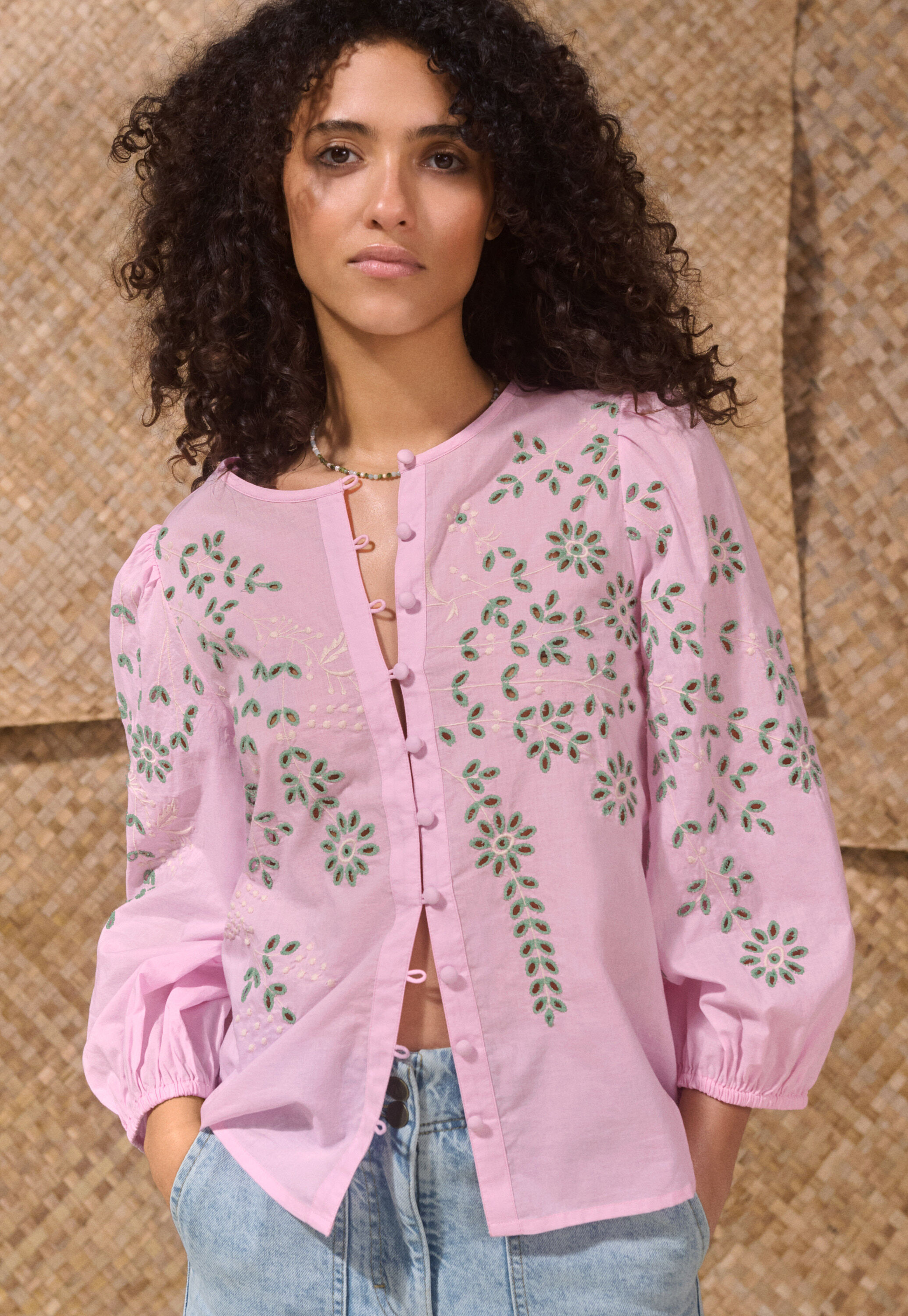 Bestickte Bluse