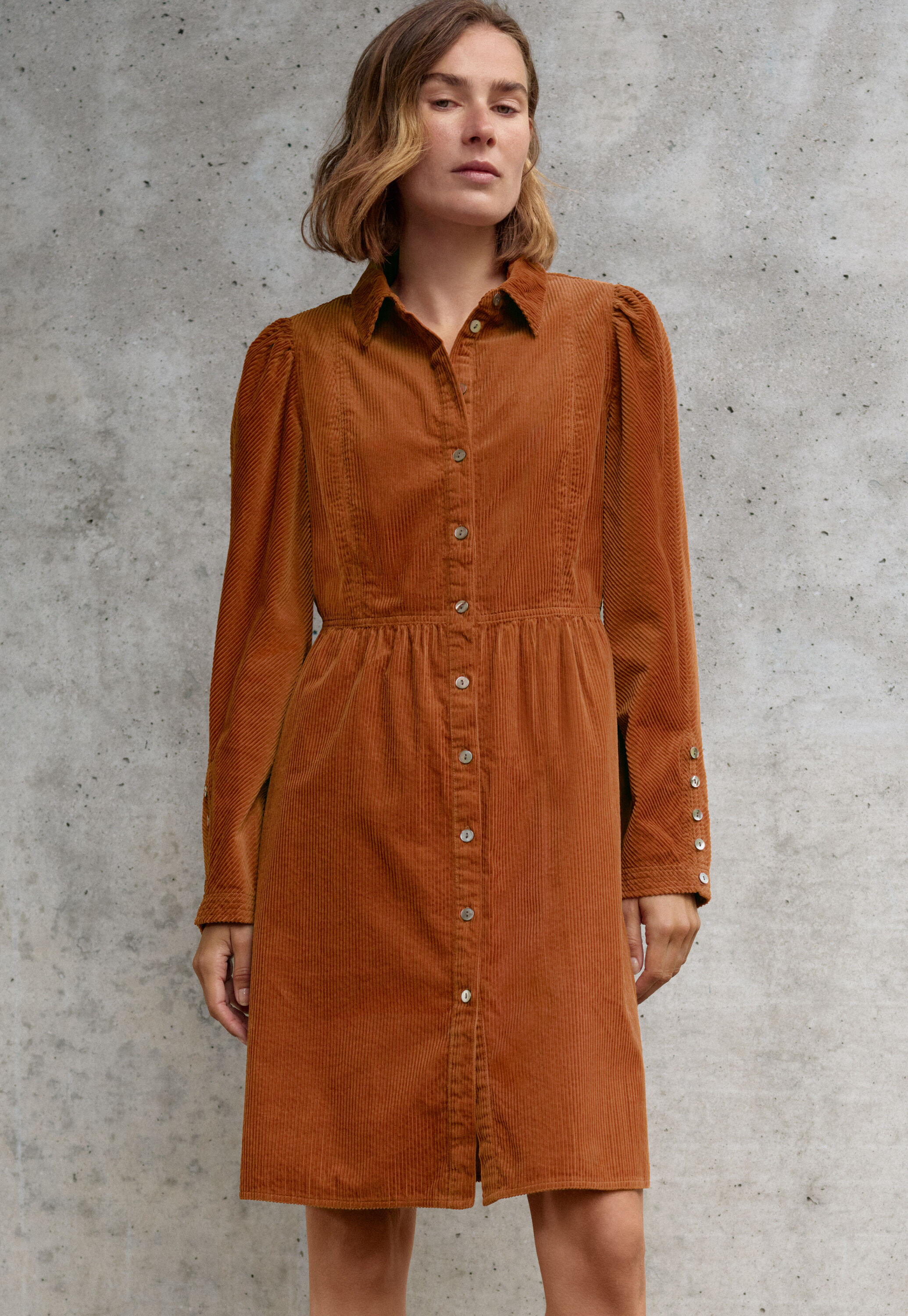 Durchgekn&ouml;pftes Kleid, Helles Kupfer, large