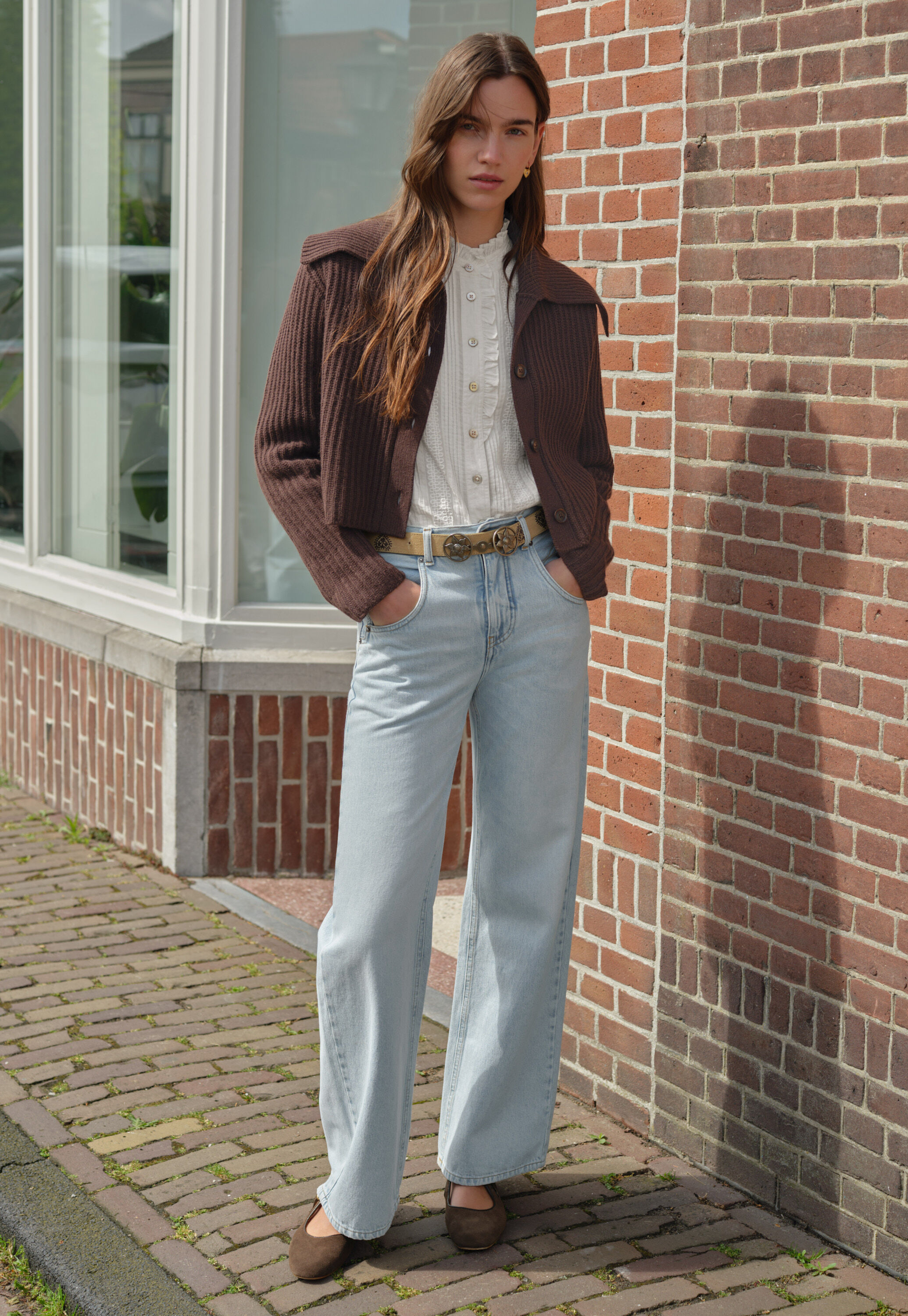 Pullover mit umgekehrten Streifen
