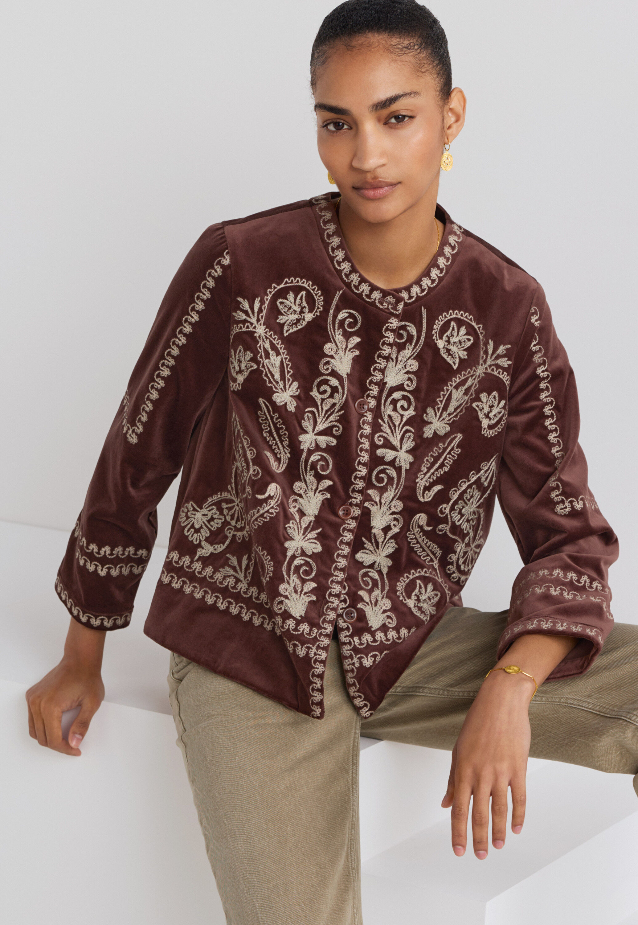 Bestickte Samtjacke, Portwein, large