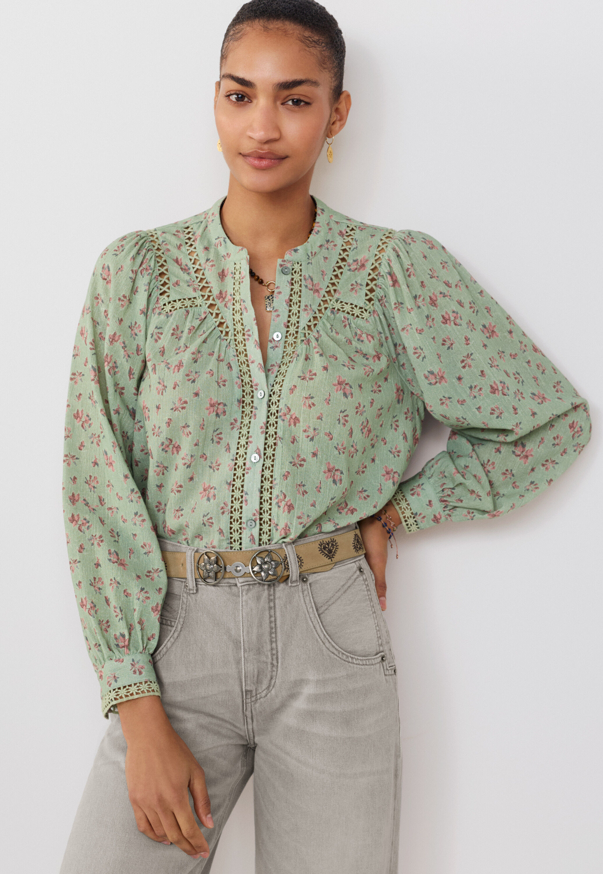 Bestickte Bluse