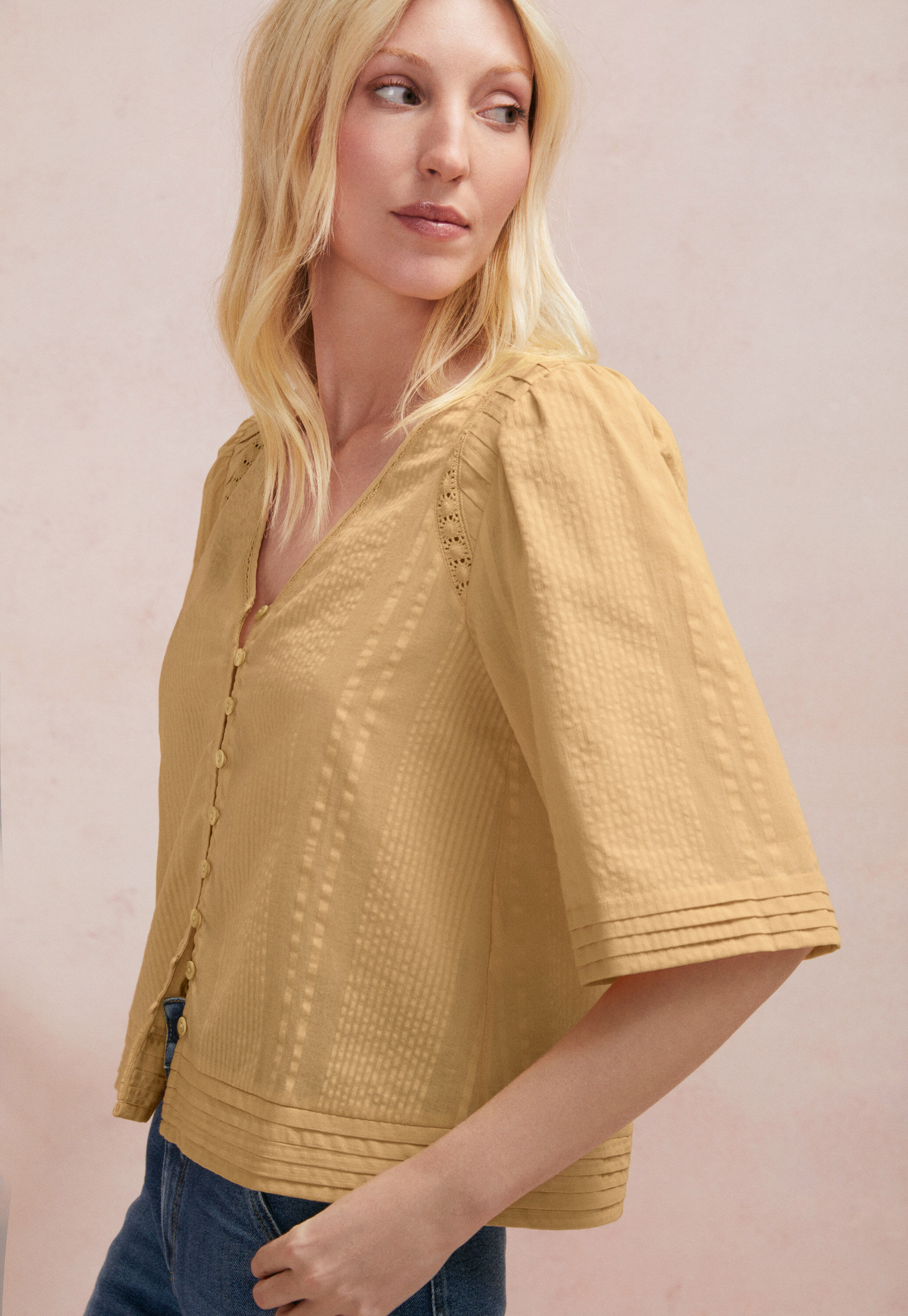 K&uuml;rzer geschnittene Bluse, Warmes Gelb, large