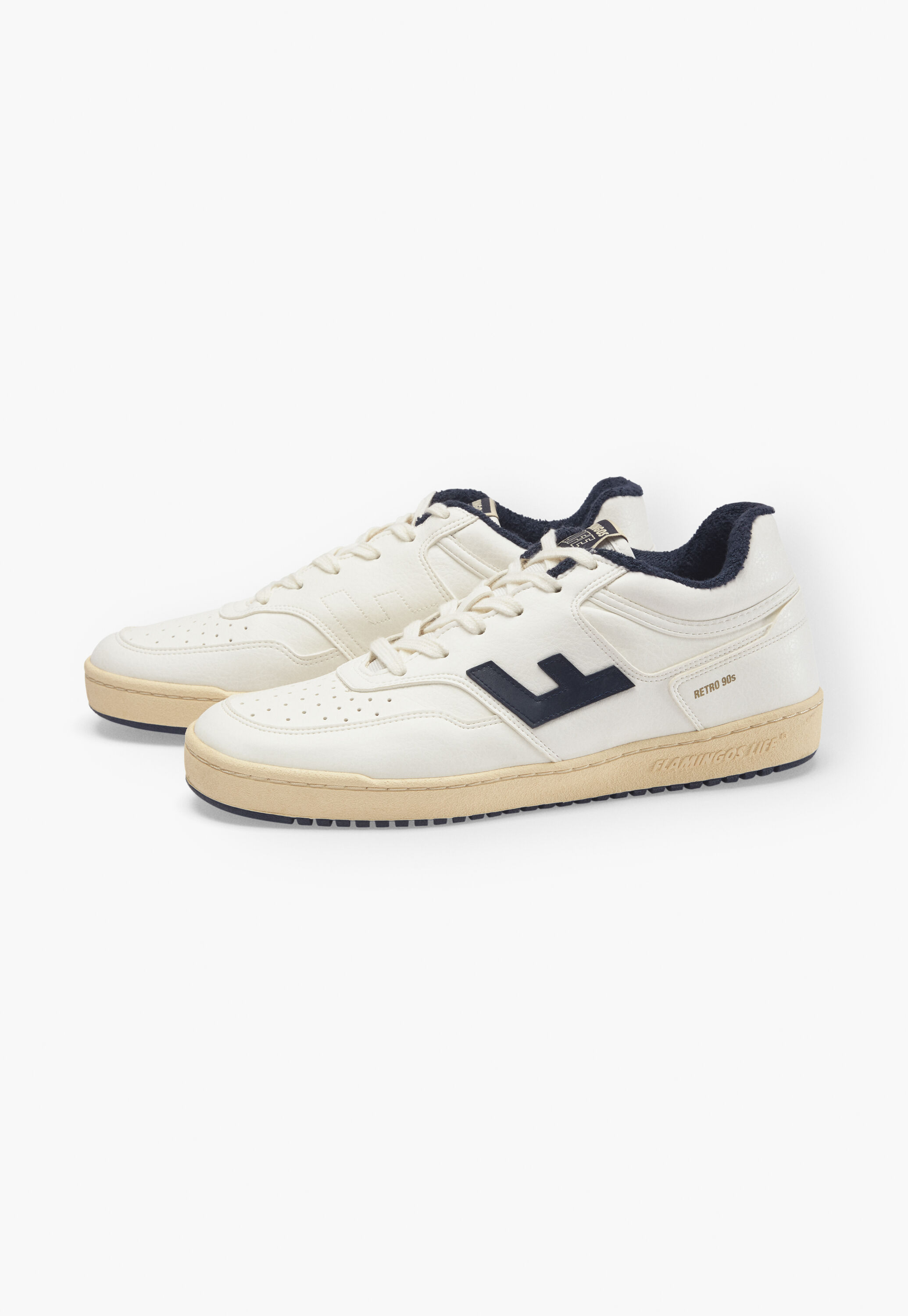 Schn&uuml;r-Sneaker