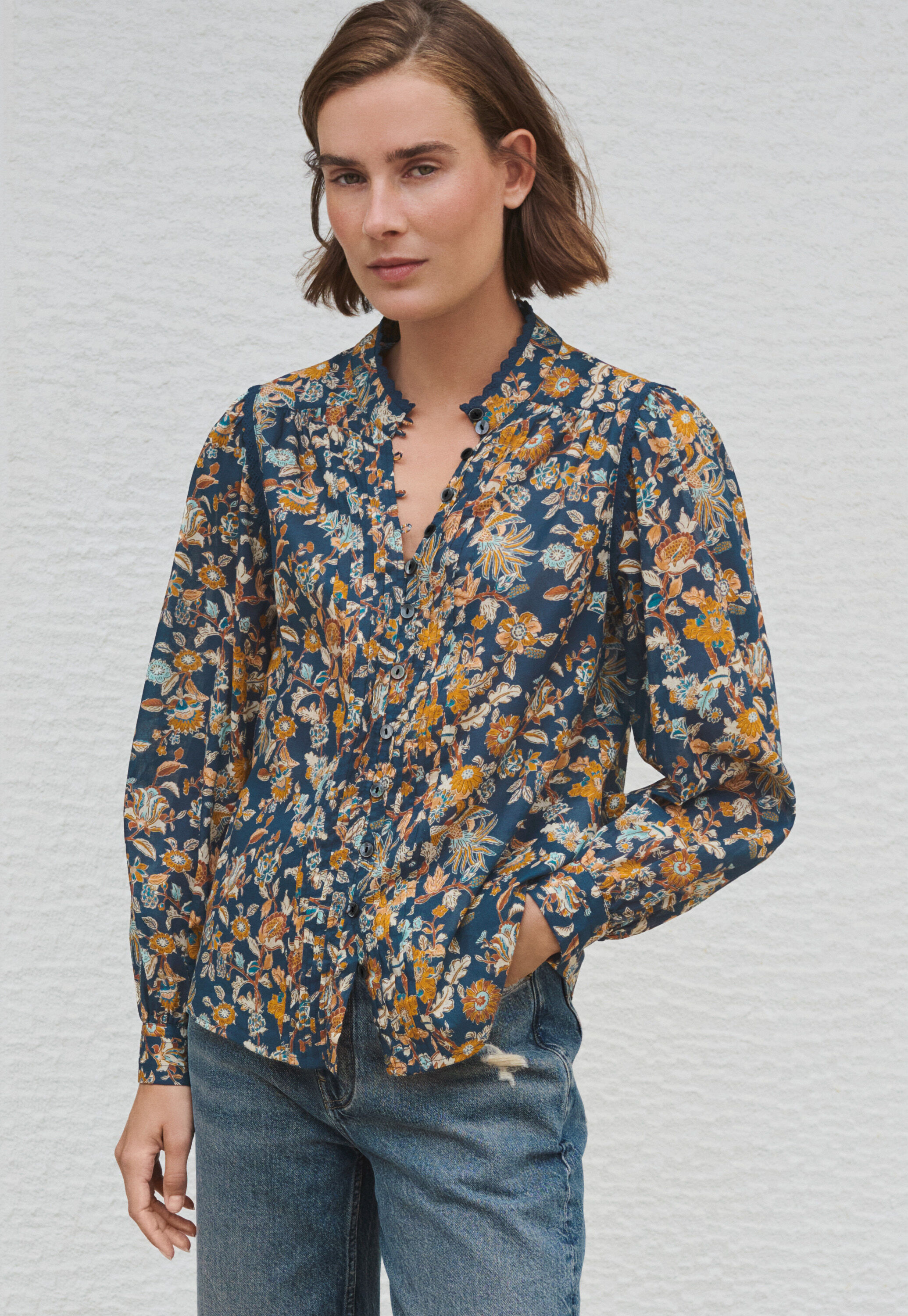 Bedruckte Bluse mit Faltendetails