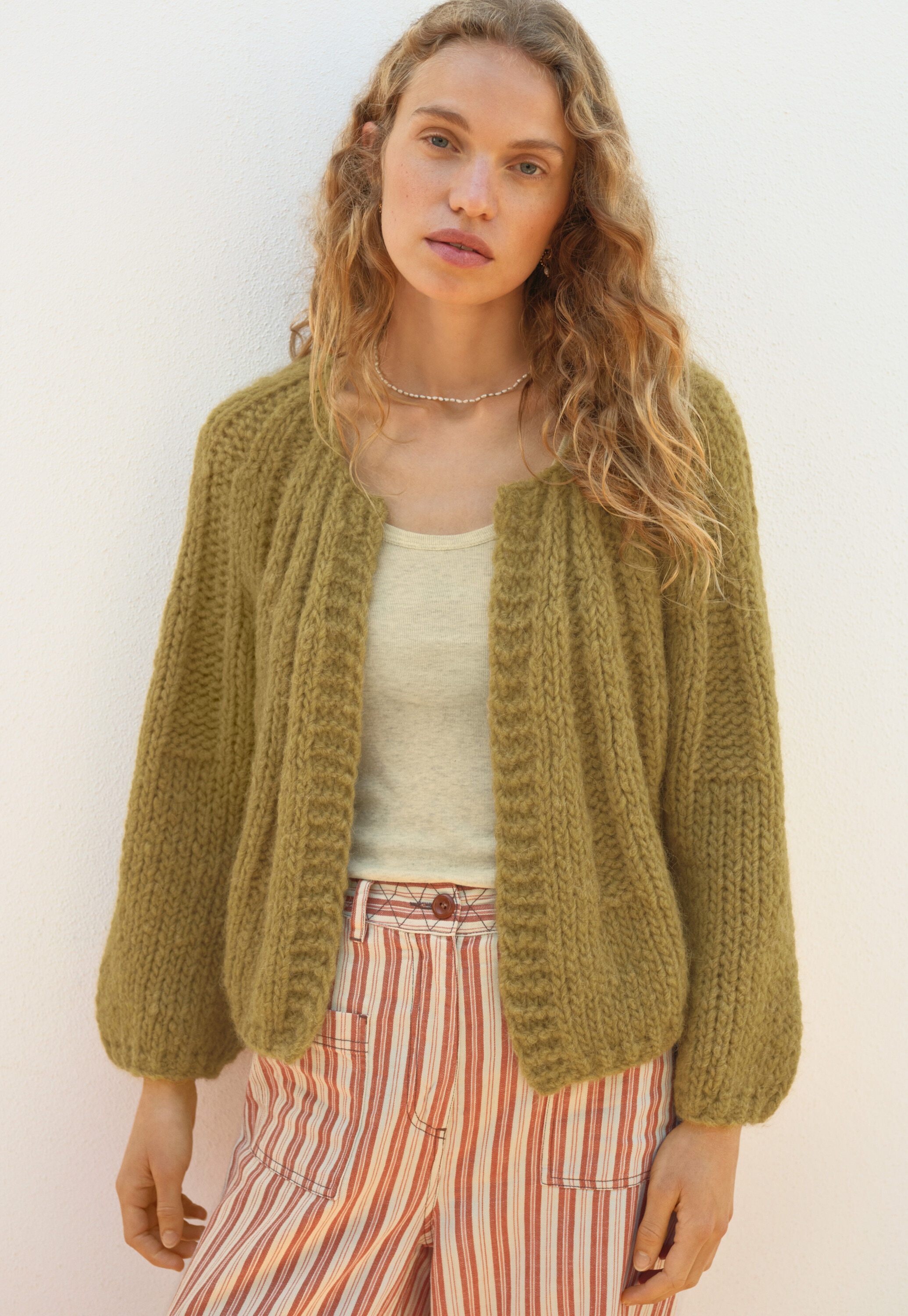 Handgestrickter Cardigan