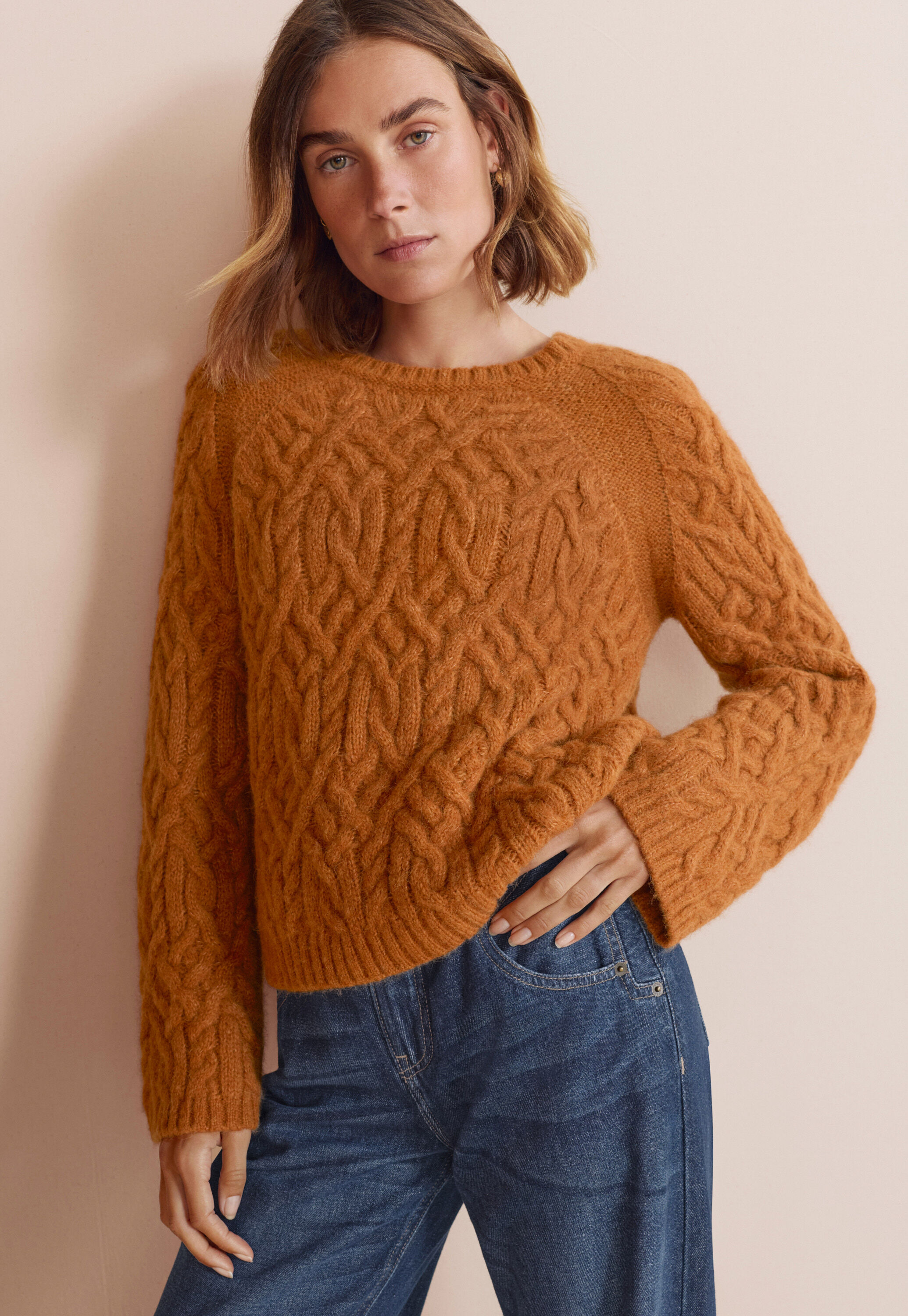 Zopfmuster-Pullover
