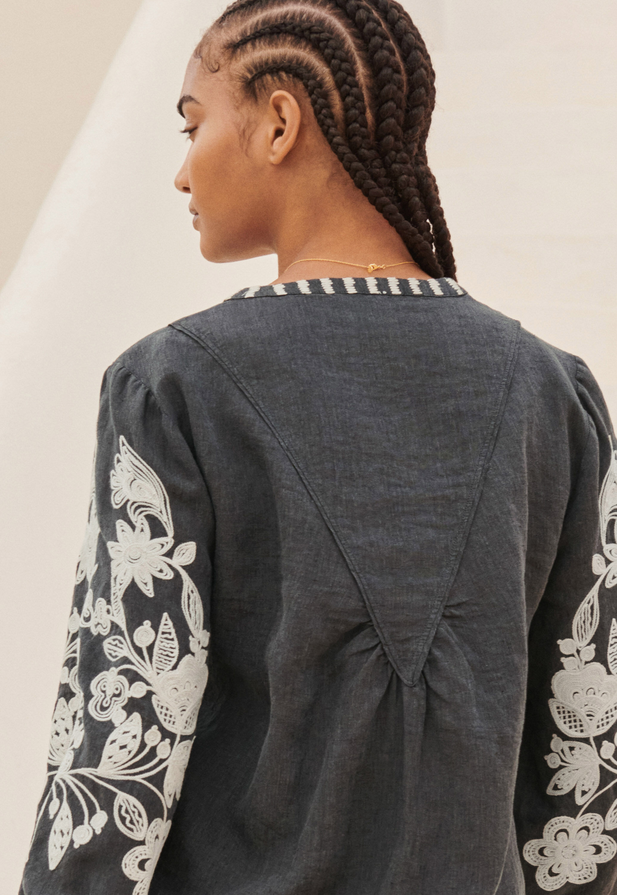 Bluse mit Cornely-Stickerei