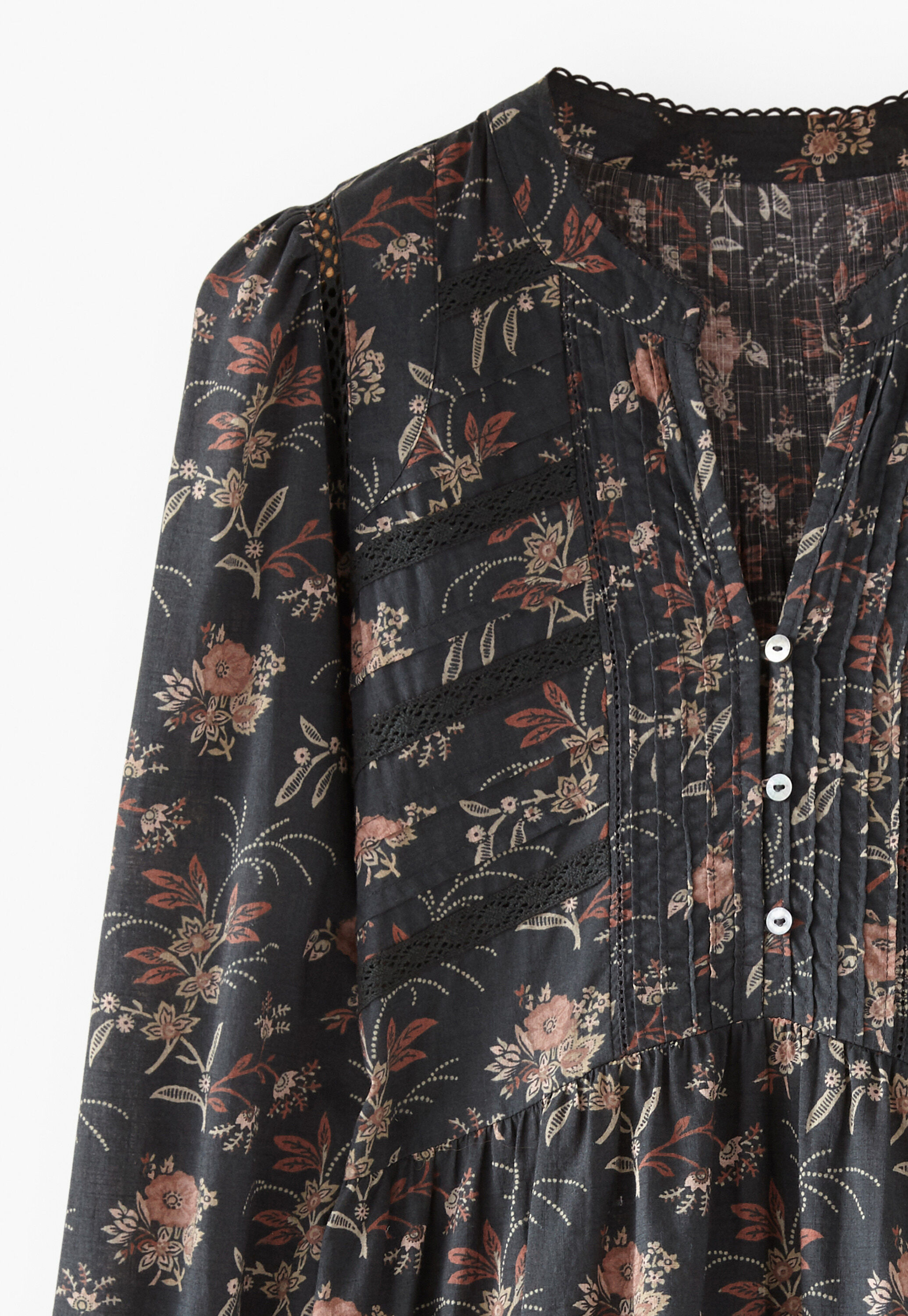 Kleid mit Print und Spitze