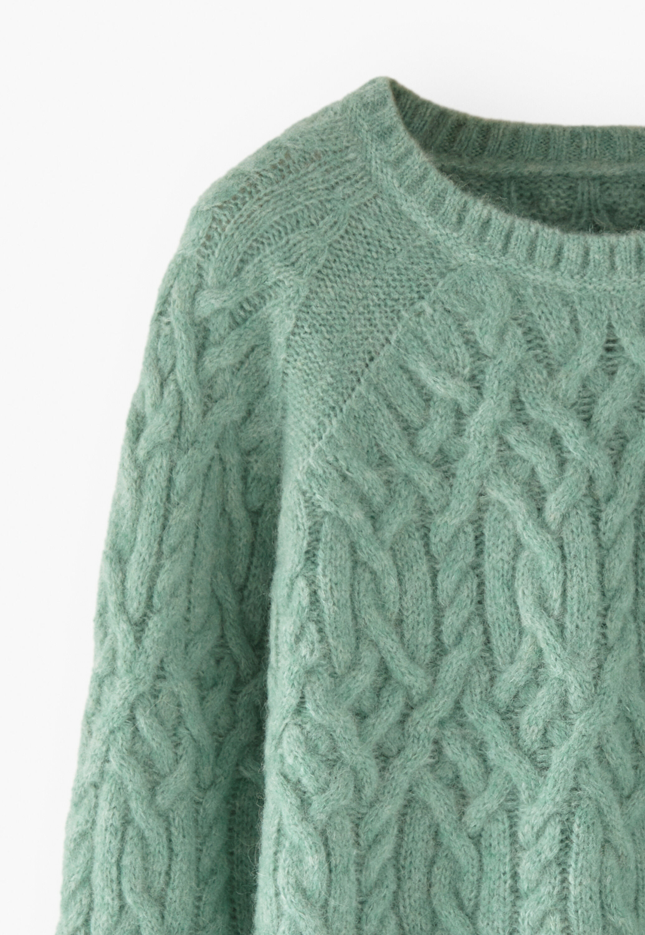 Zopfmuster-Pullover