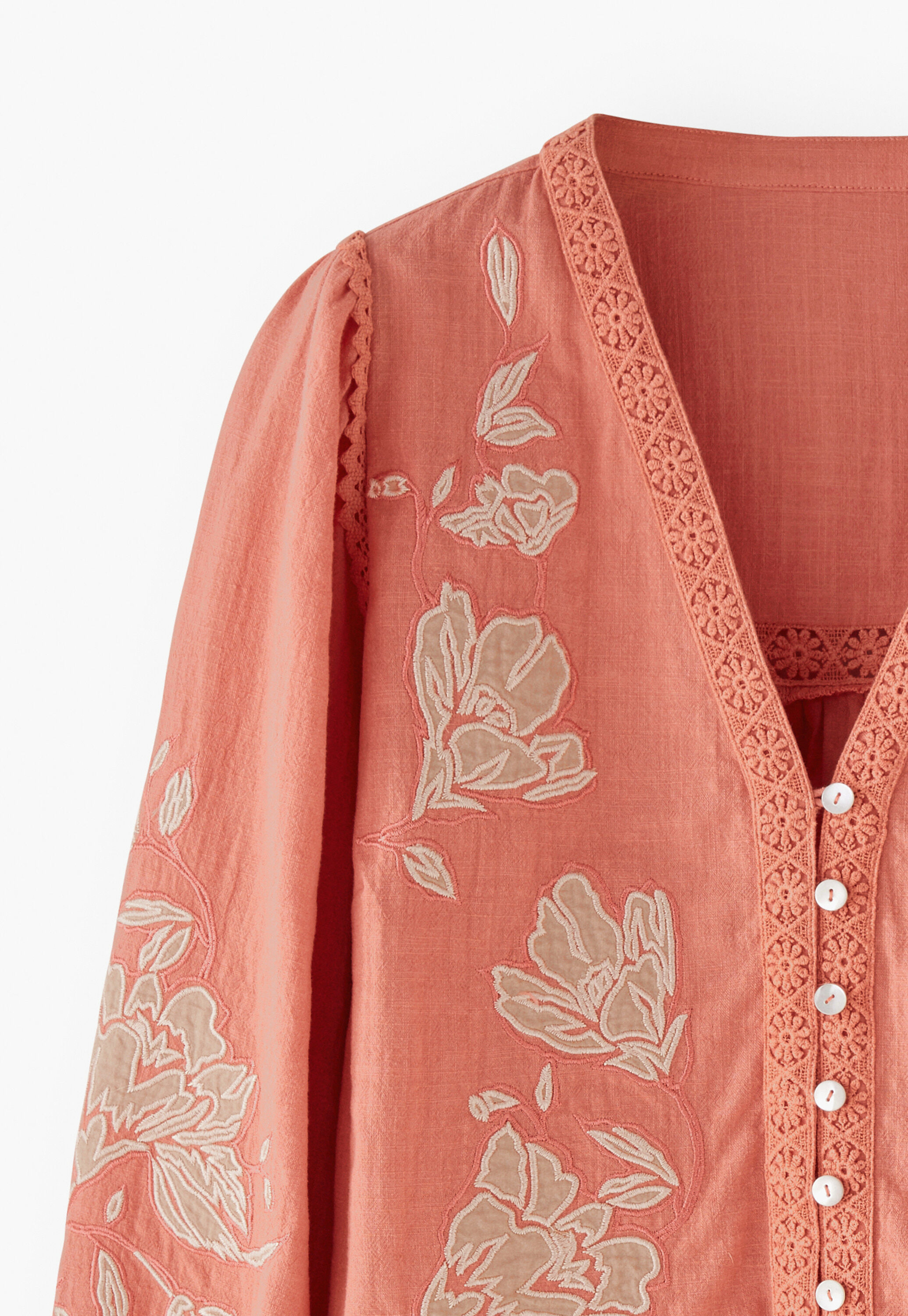 Bluse mit Applikationen