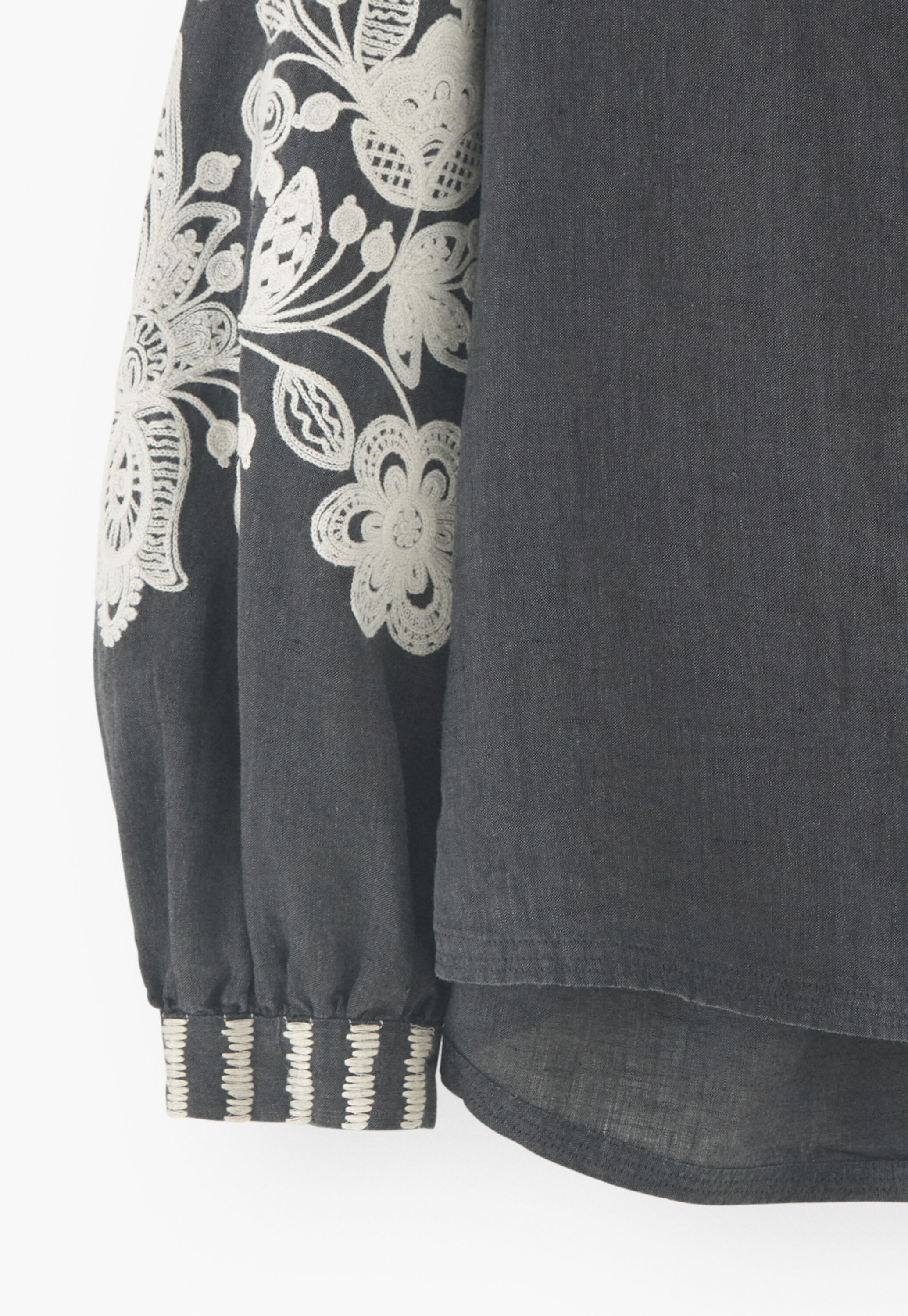 Bluse mit Cornely-Stickerei