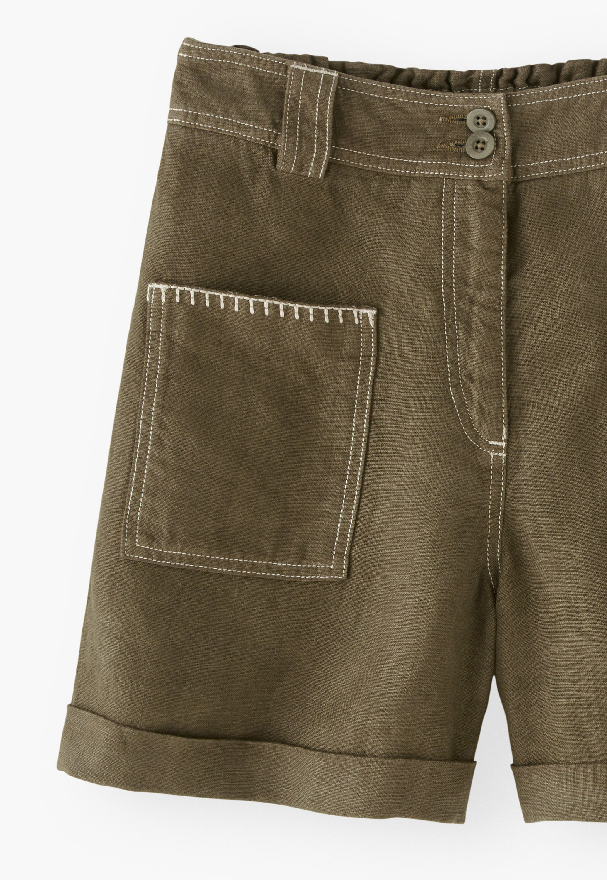 Shorts mit aufgesetzten Taschen