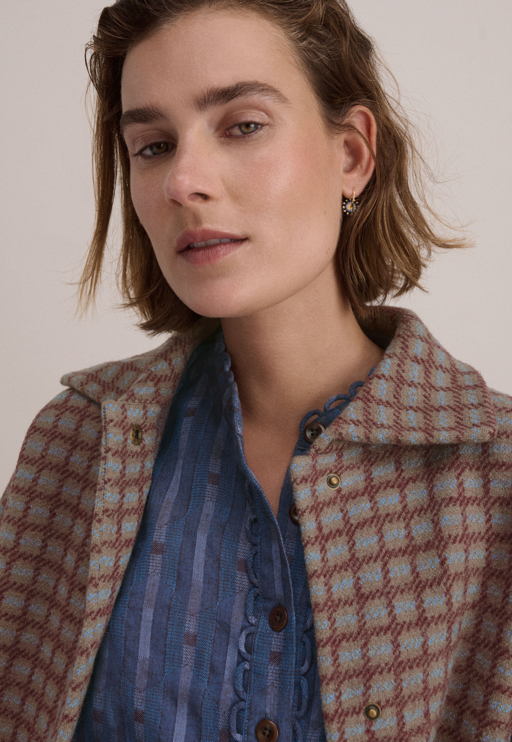 Bluse mit halber Knopfleiste
