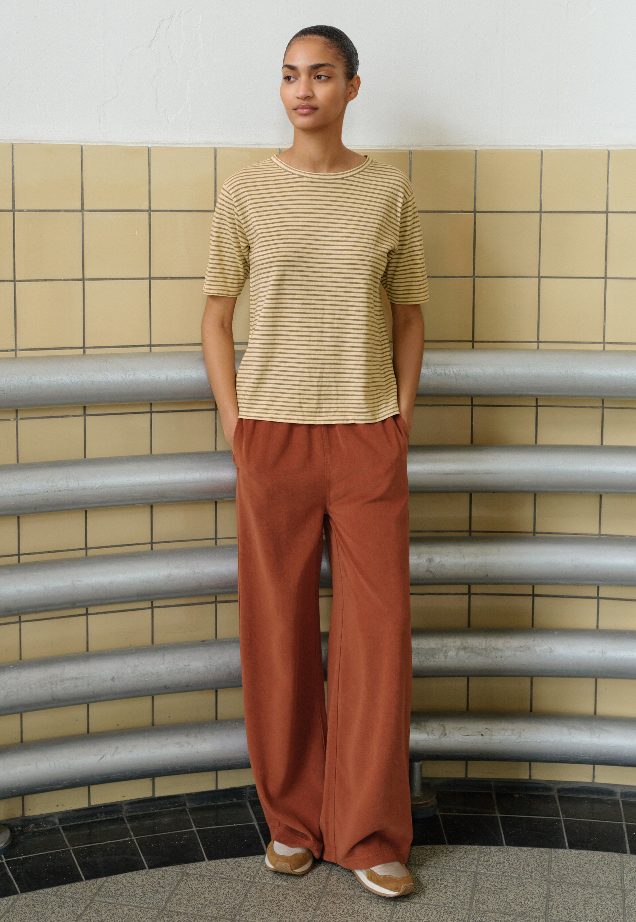 Lockere Hose