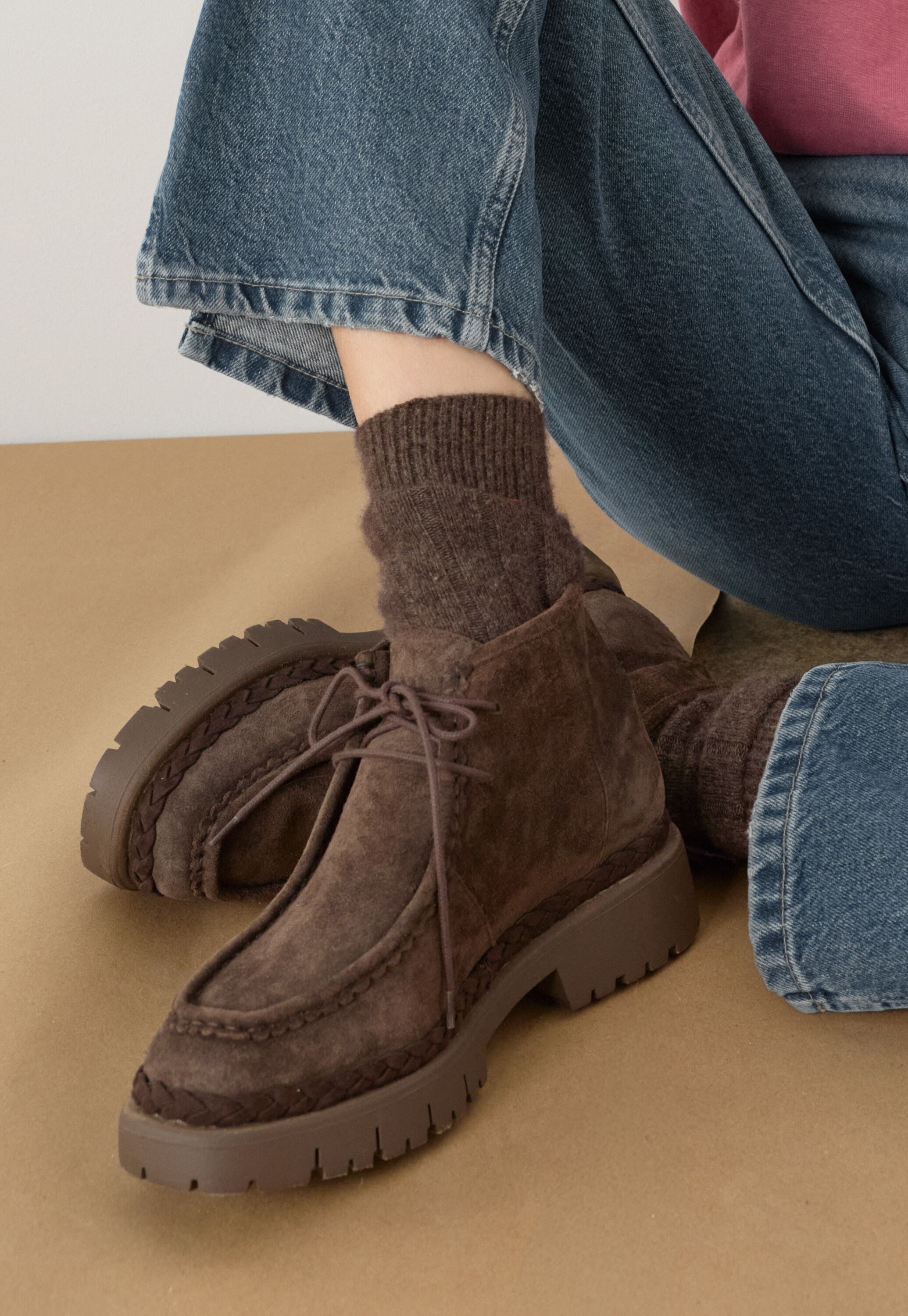 Schn&uuml;rstiefel