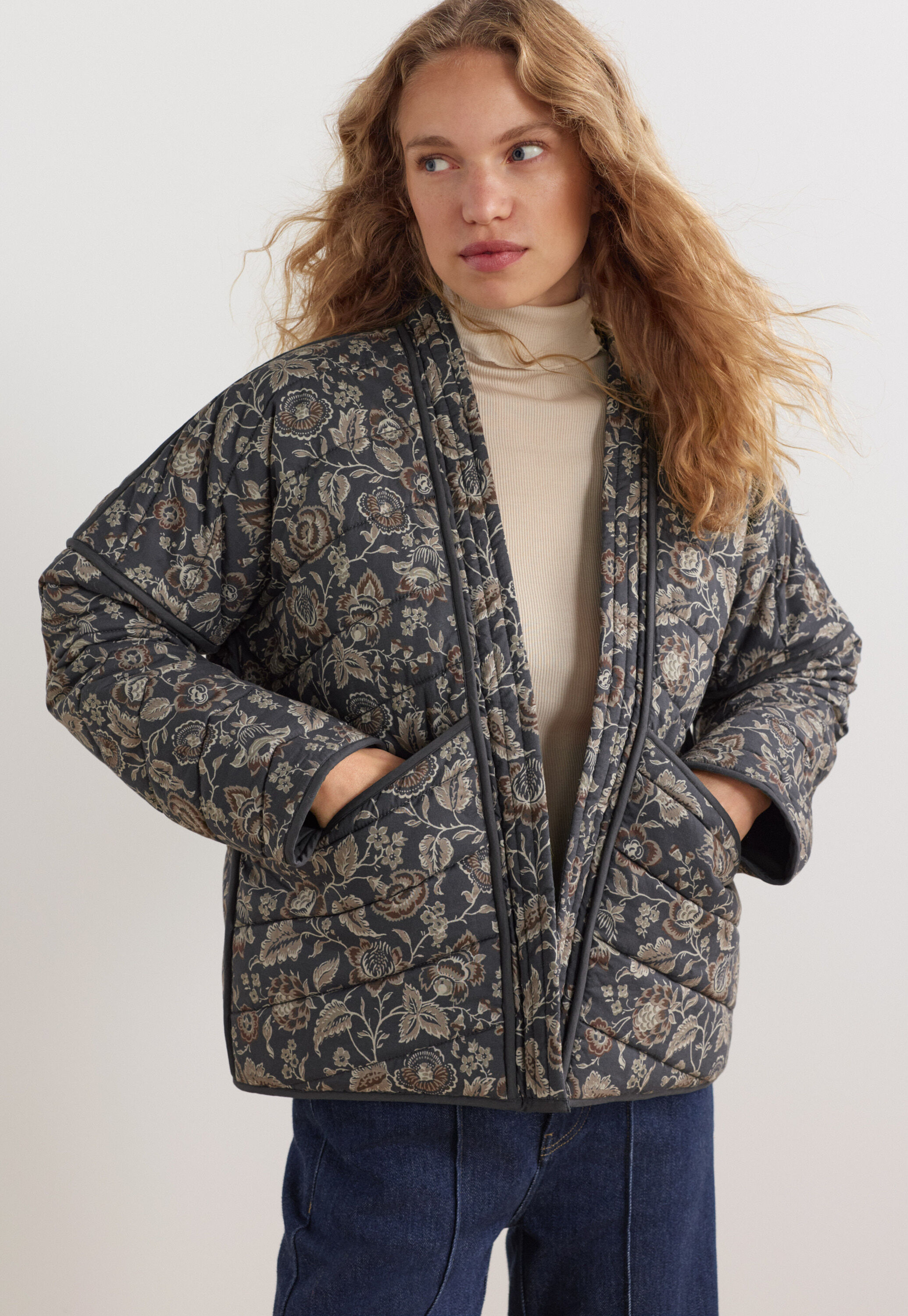 Gesteppte Jacke mit Print