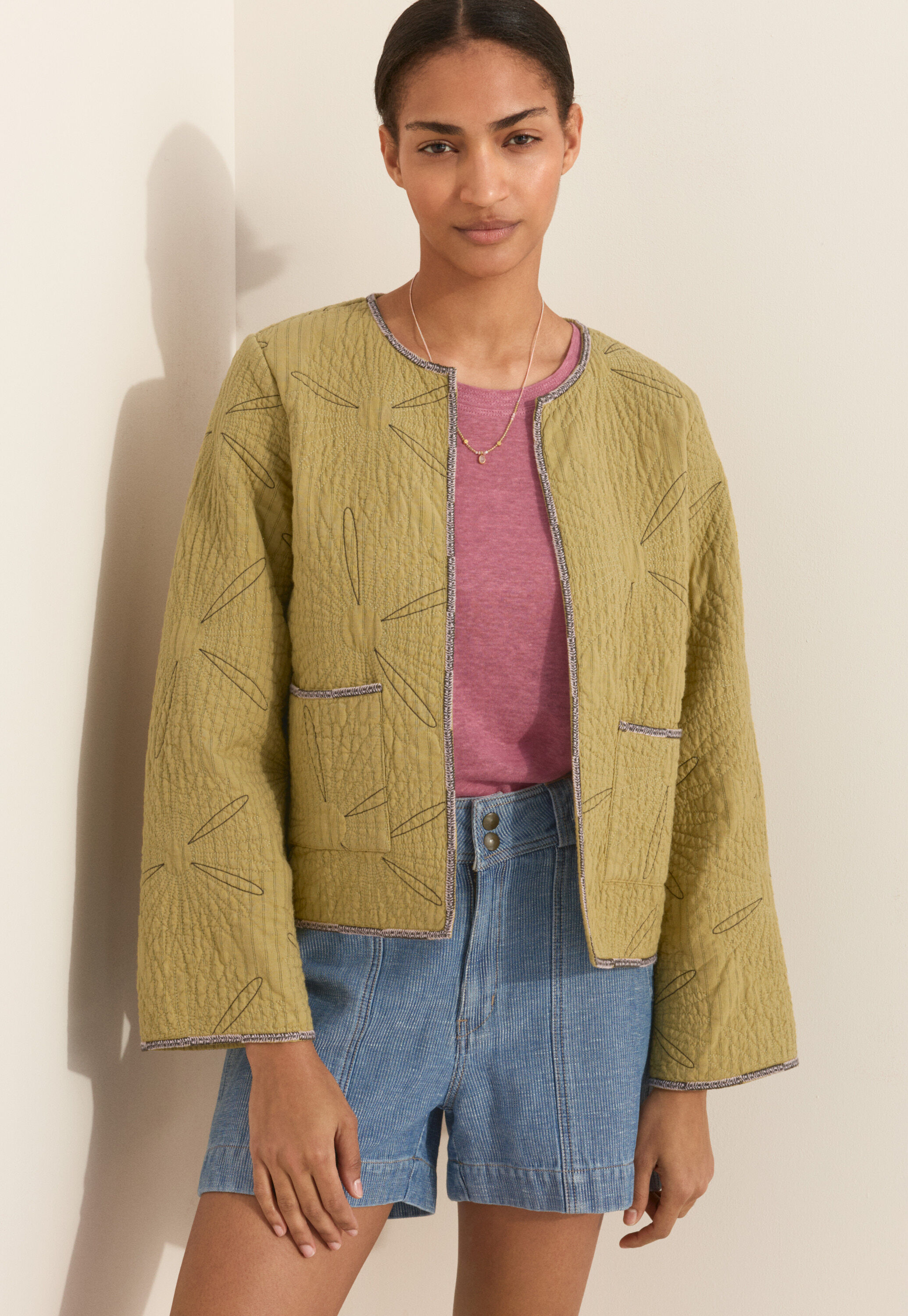 Steppjacke mit G&auml;nsebl&uuml;mchen