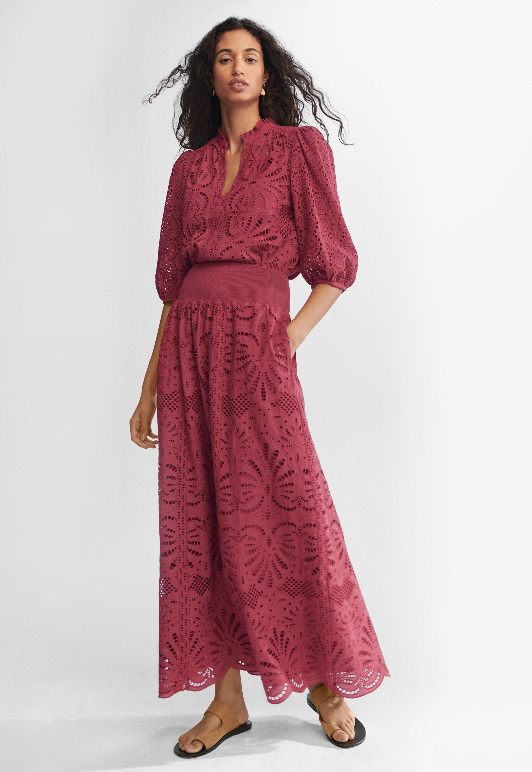 Broderie-Anglaise-Rock