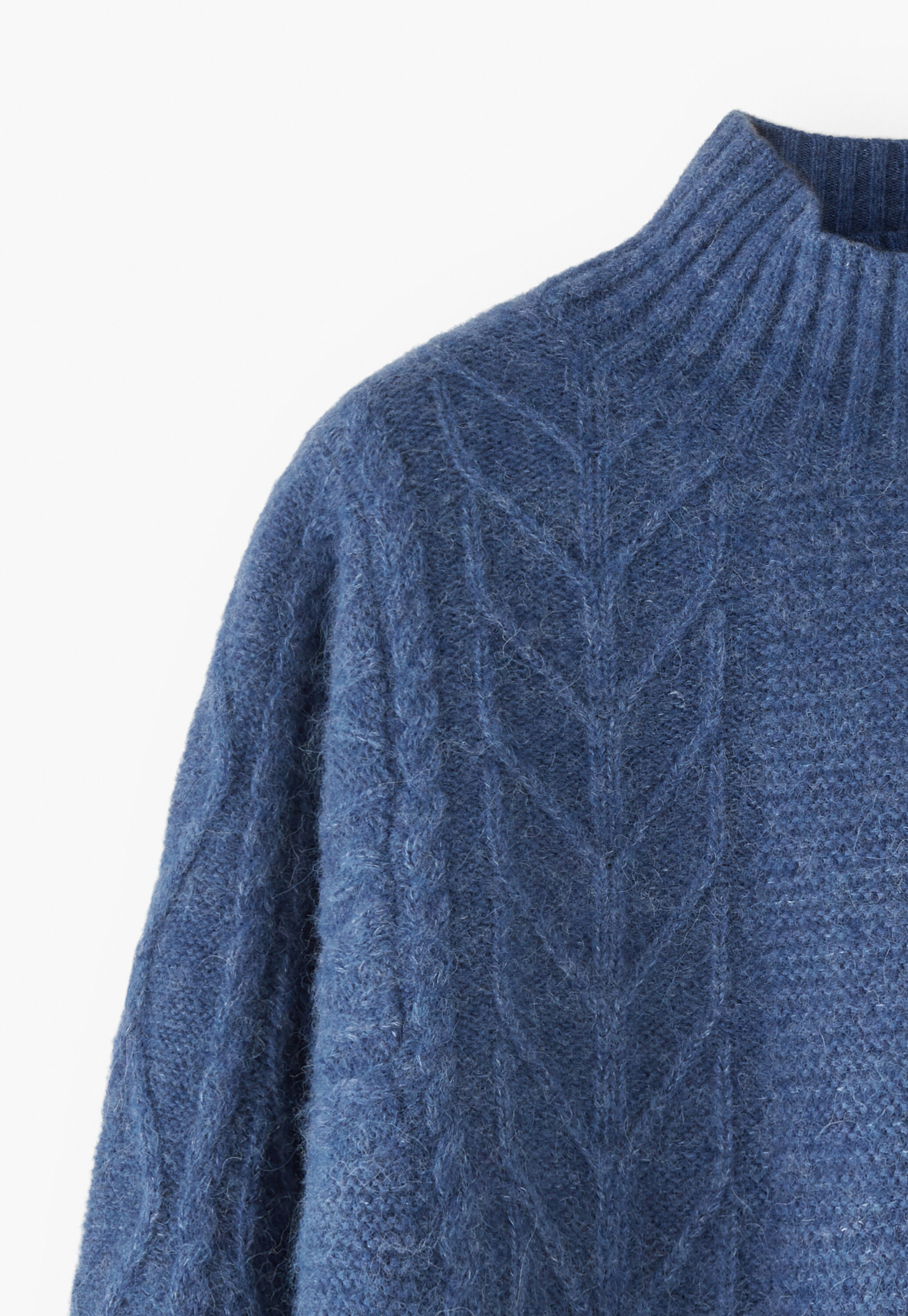Zopfmuster-Pullover