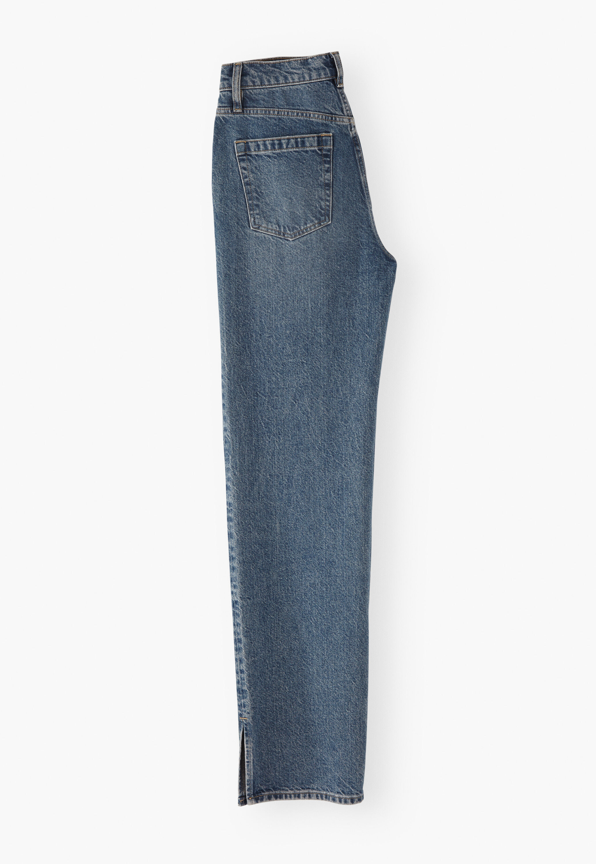 Jeans mit geschlitztem Saum