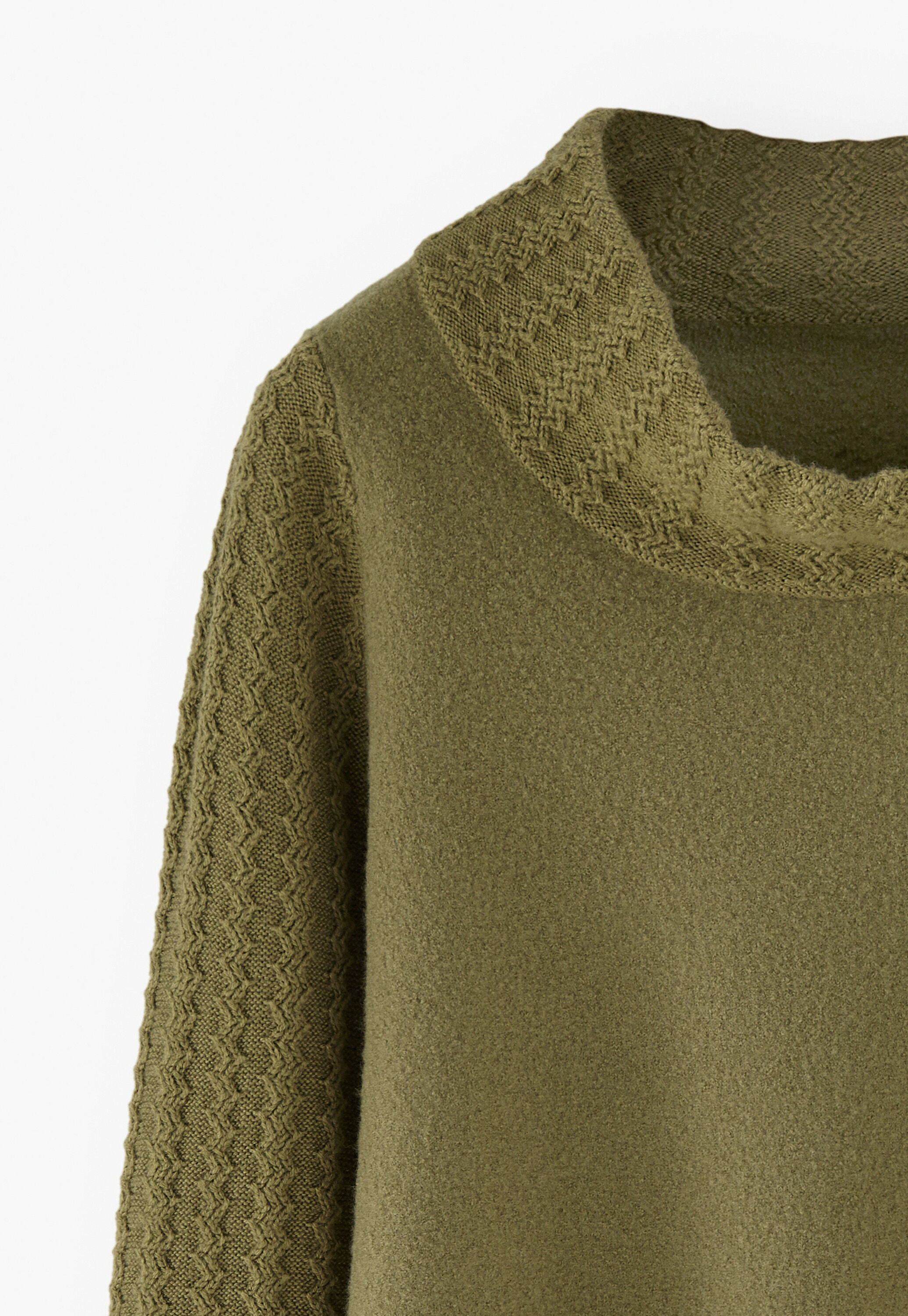 Pullover mit Strickmusterdetails