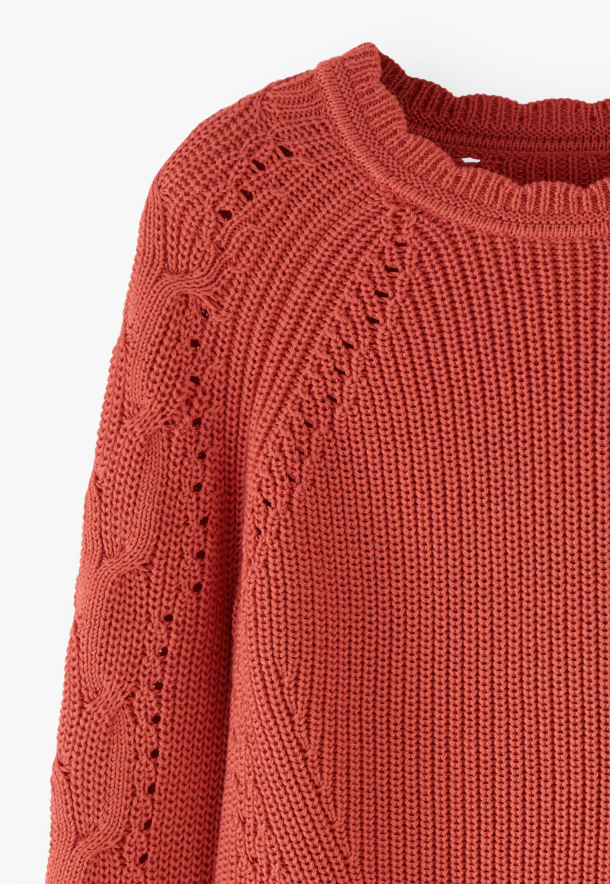 Pullover mit Zopfmuster&auml;rmeln
