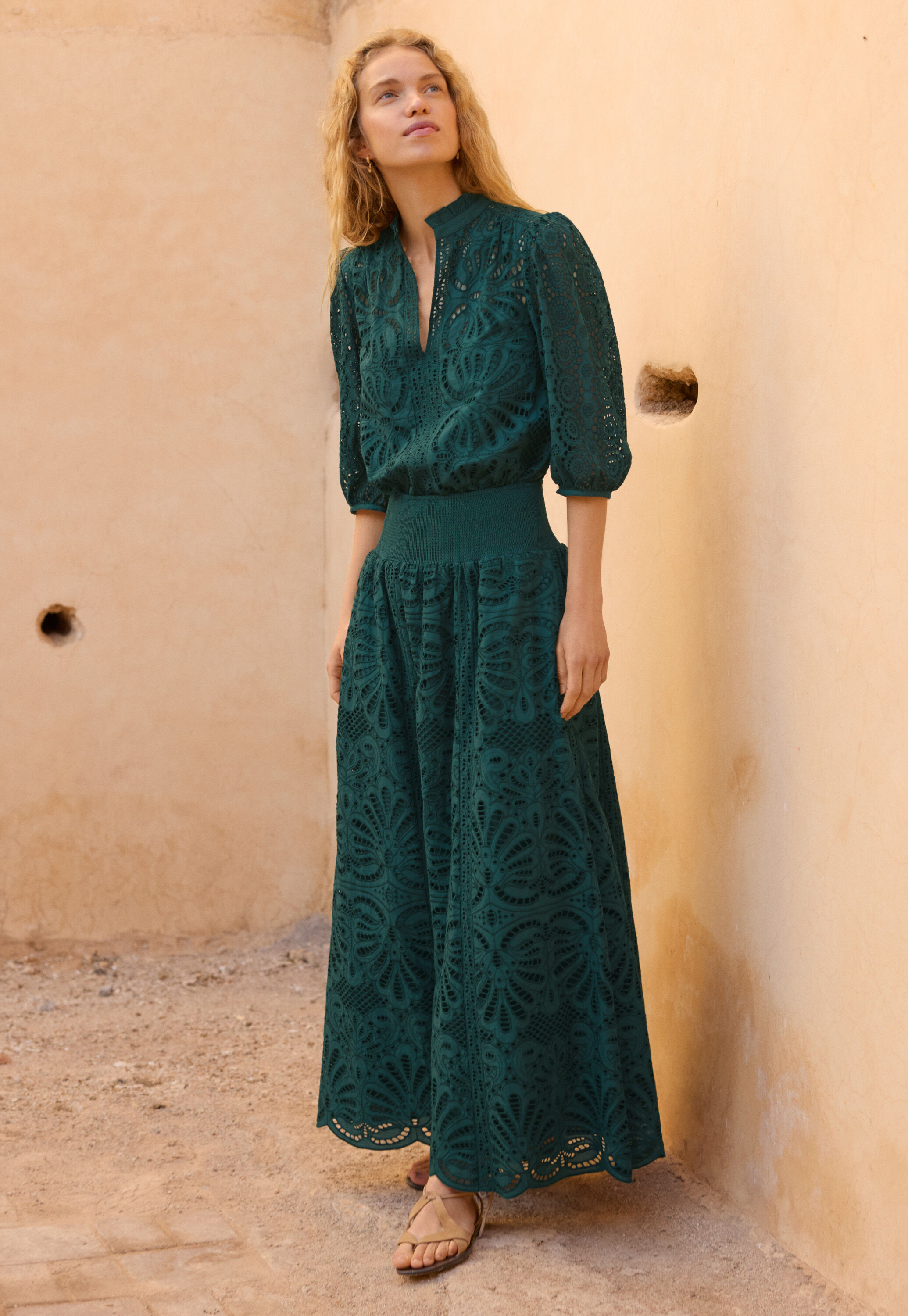 Broderie-Anglaise-Rock