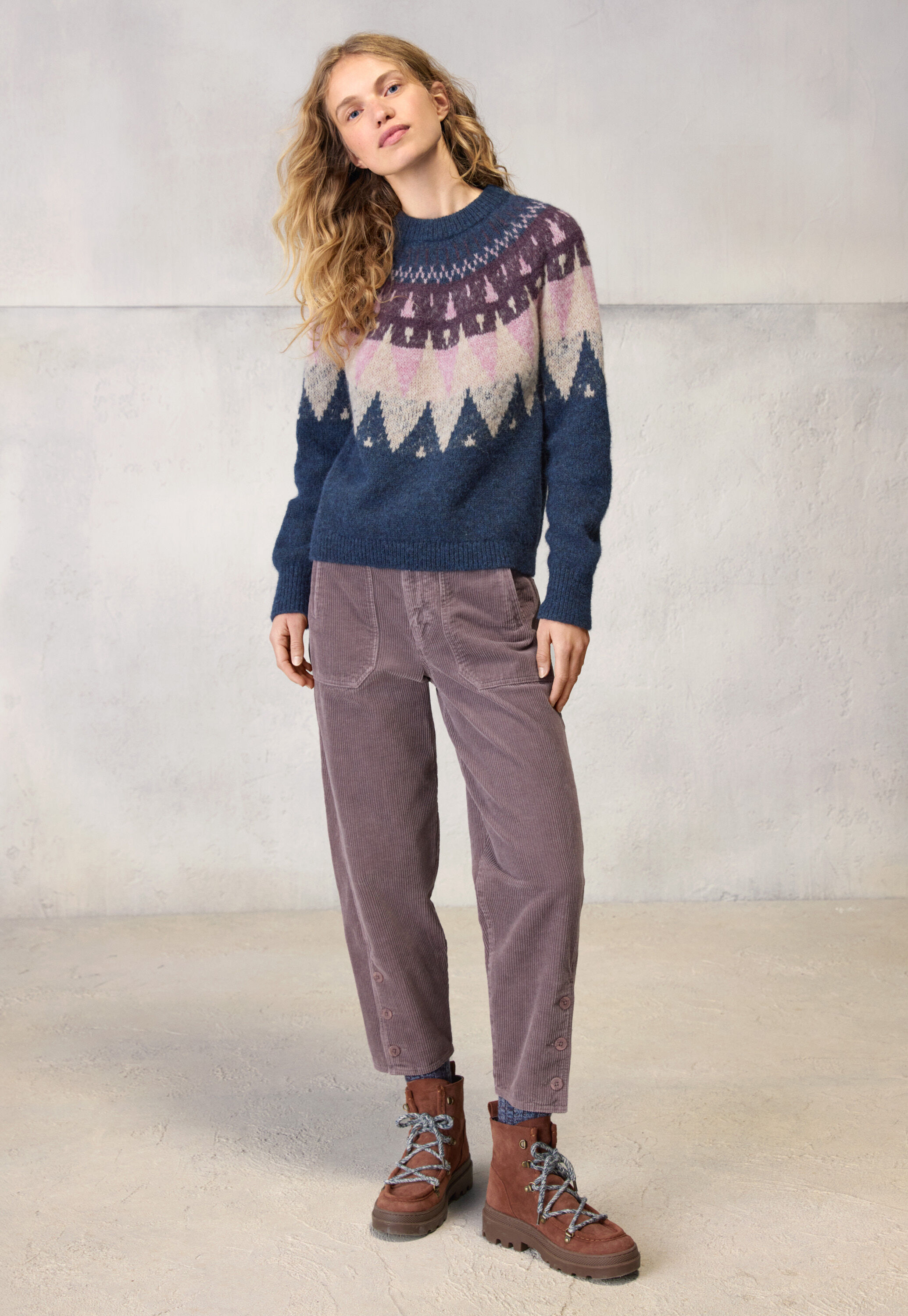 Pullover mit Passendetail