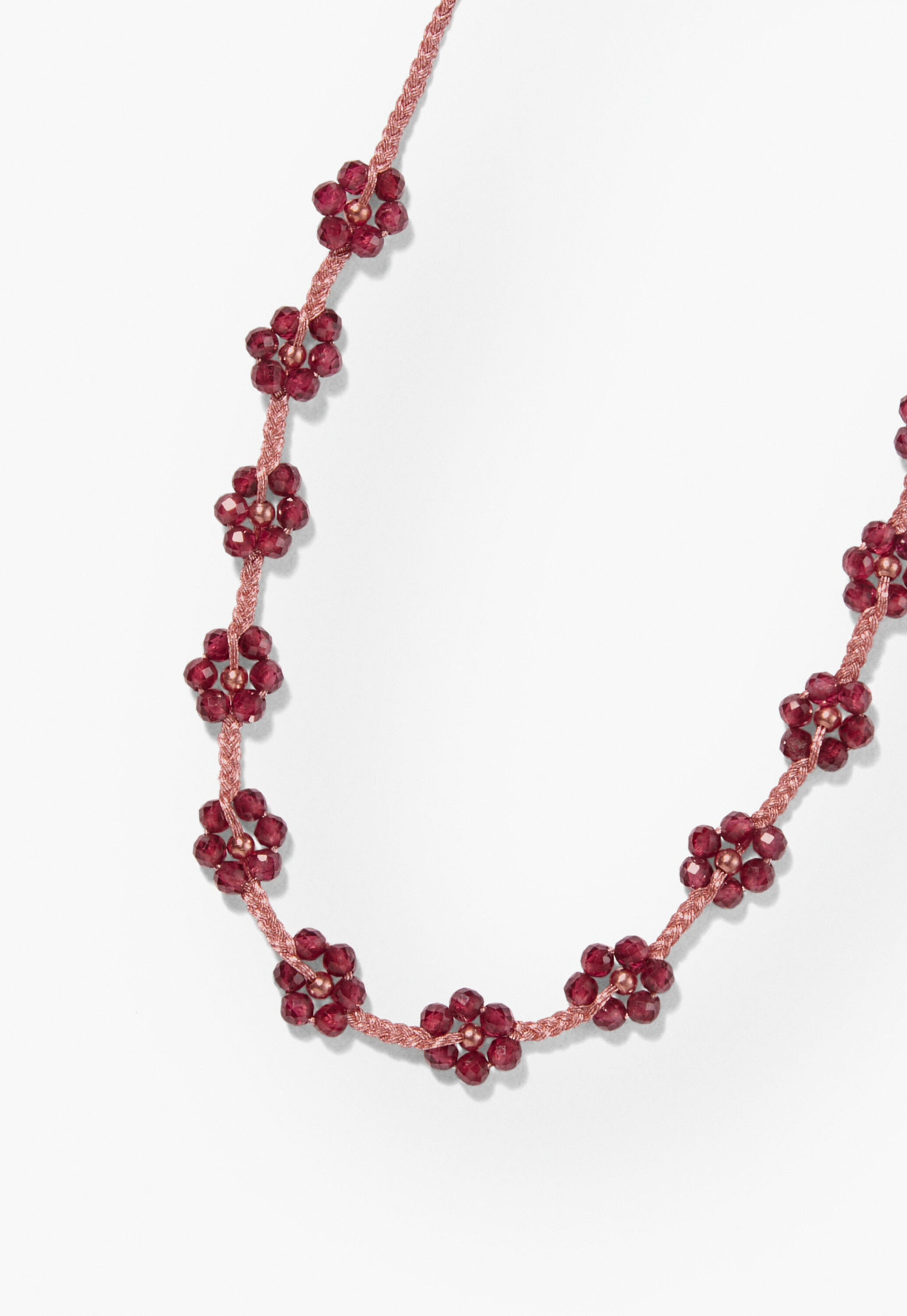 Armband mit Perlenblumen