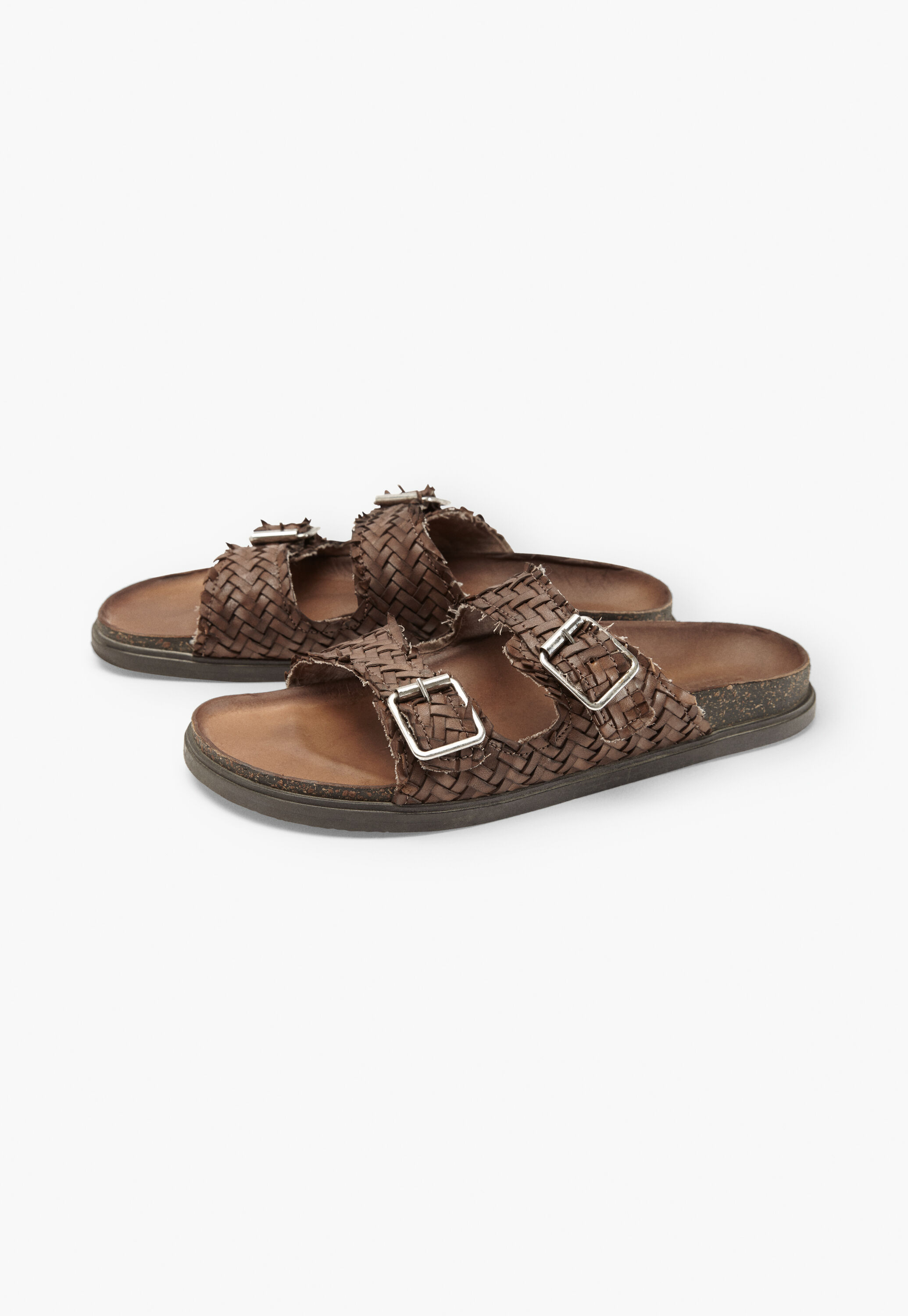 Gewebte Sandalen mit Schnalle