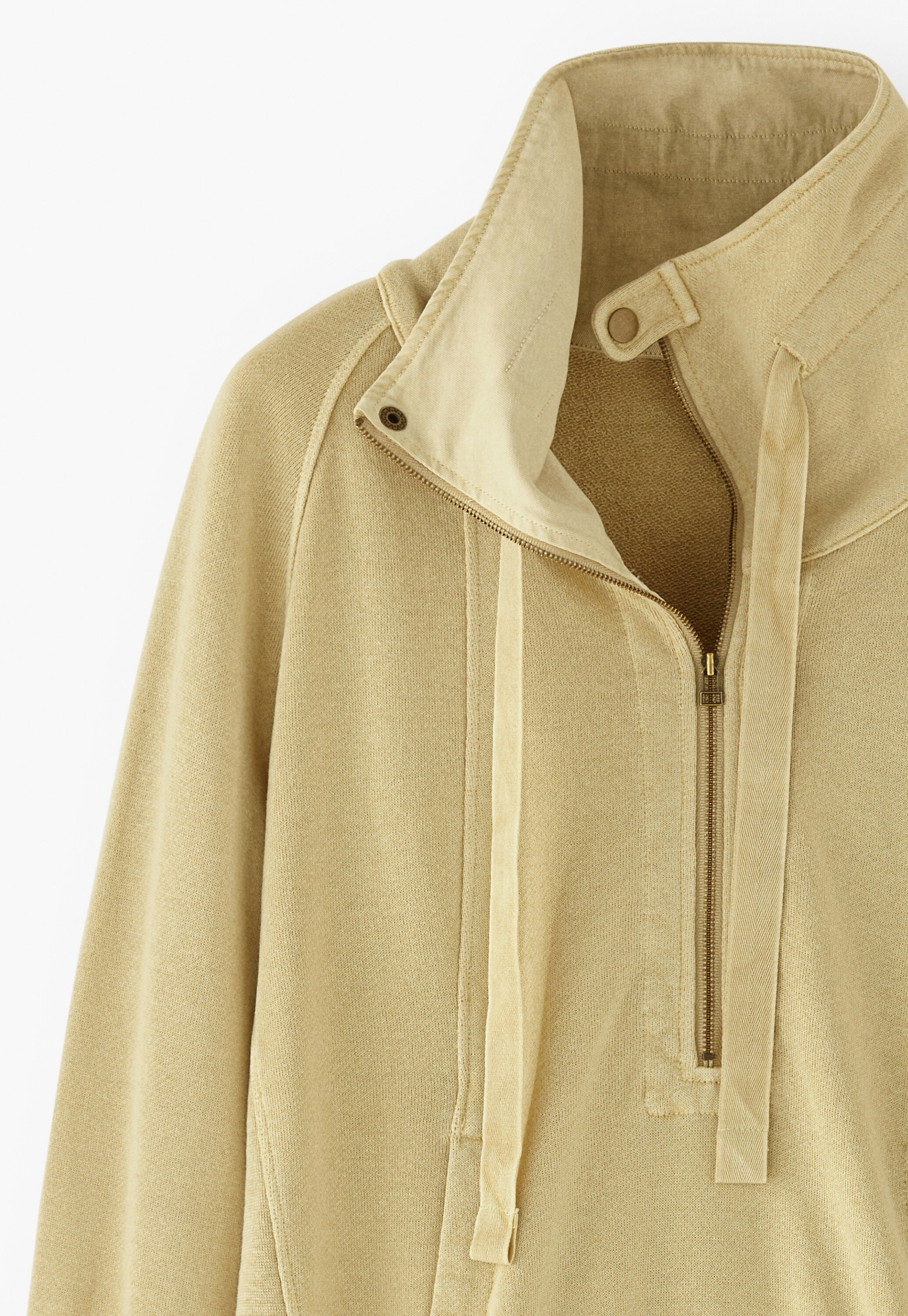Sweatshirt mit Trichterkragen
