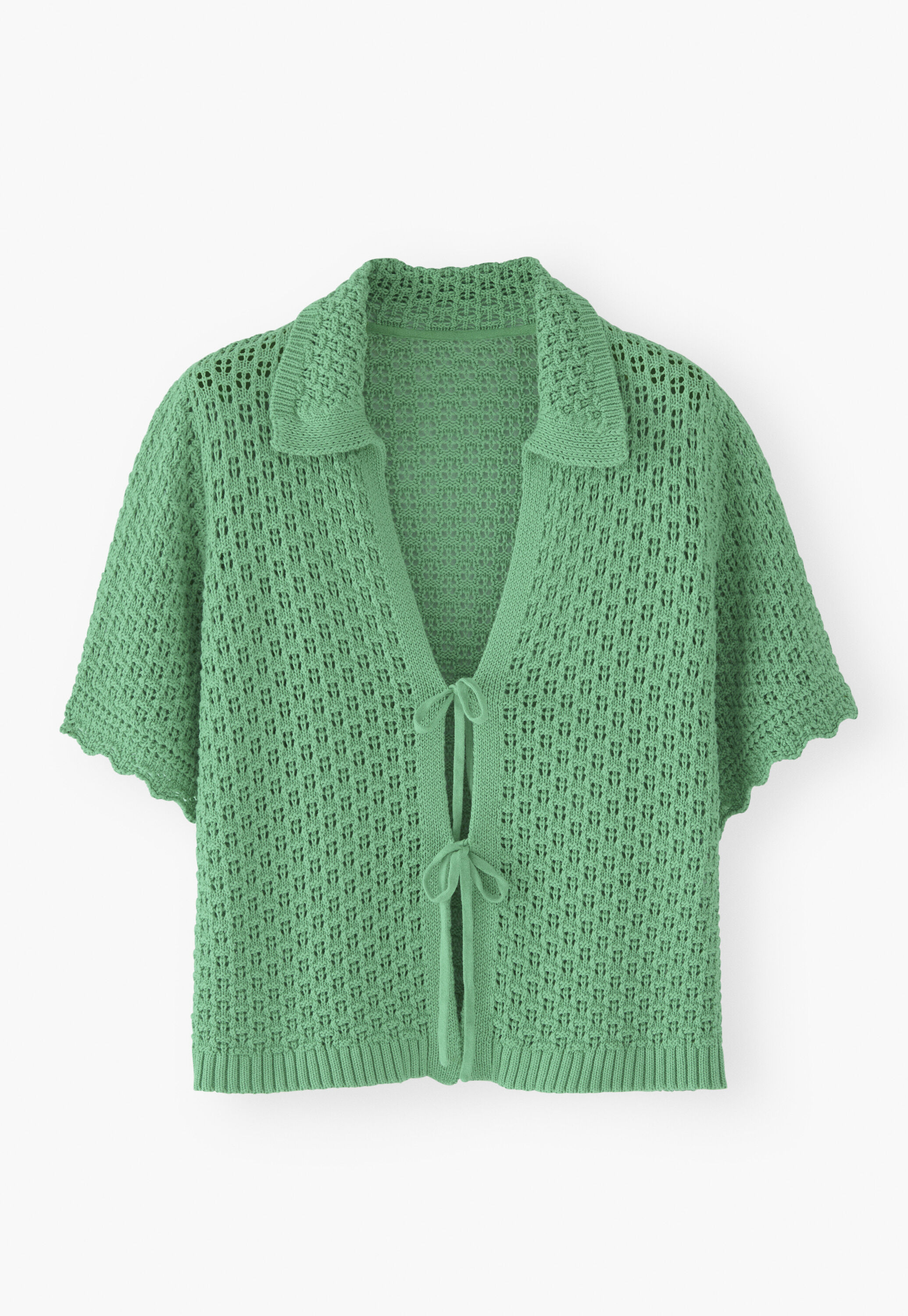 Vorne gebundener Pullover
