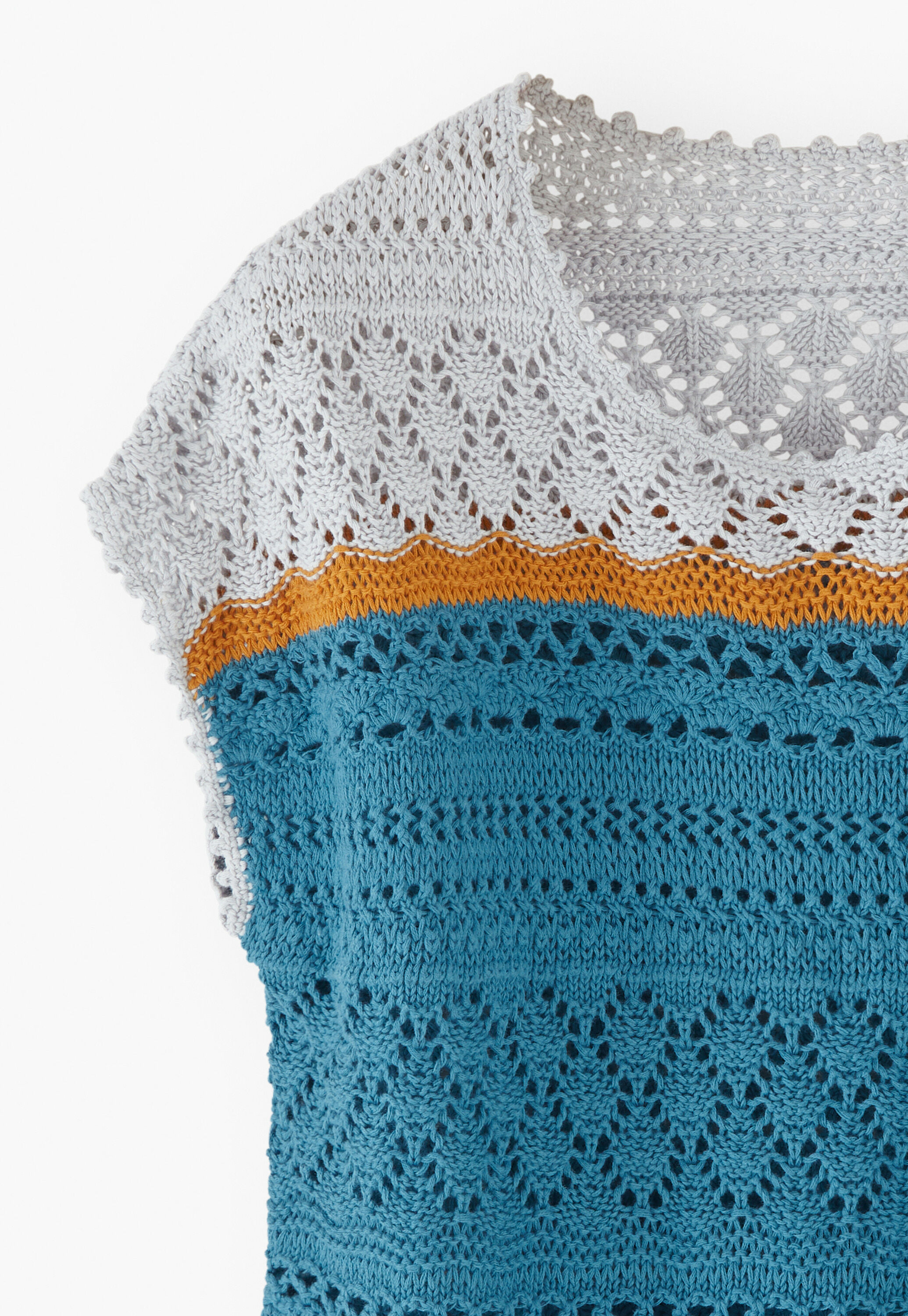 Pullover im H&auml;kelmuster