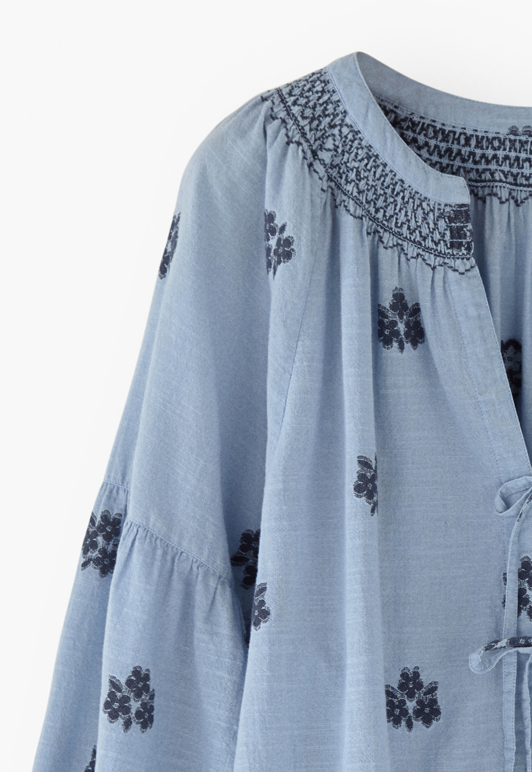 Bluse aus geklipptem Jacquard