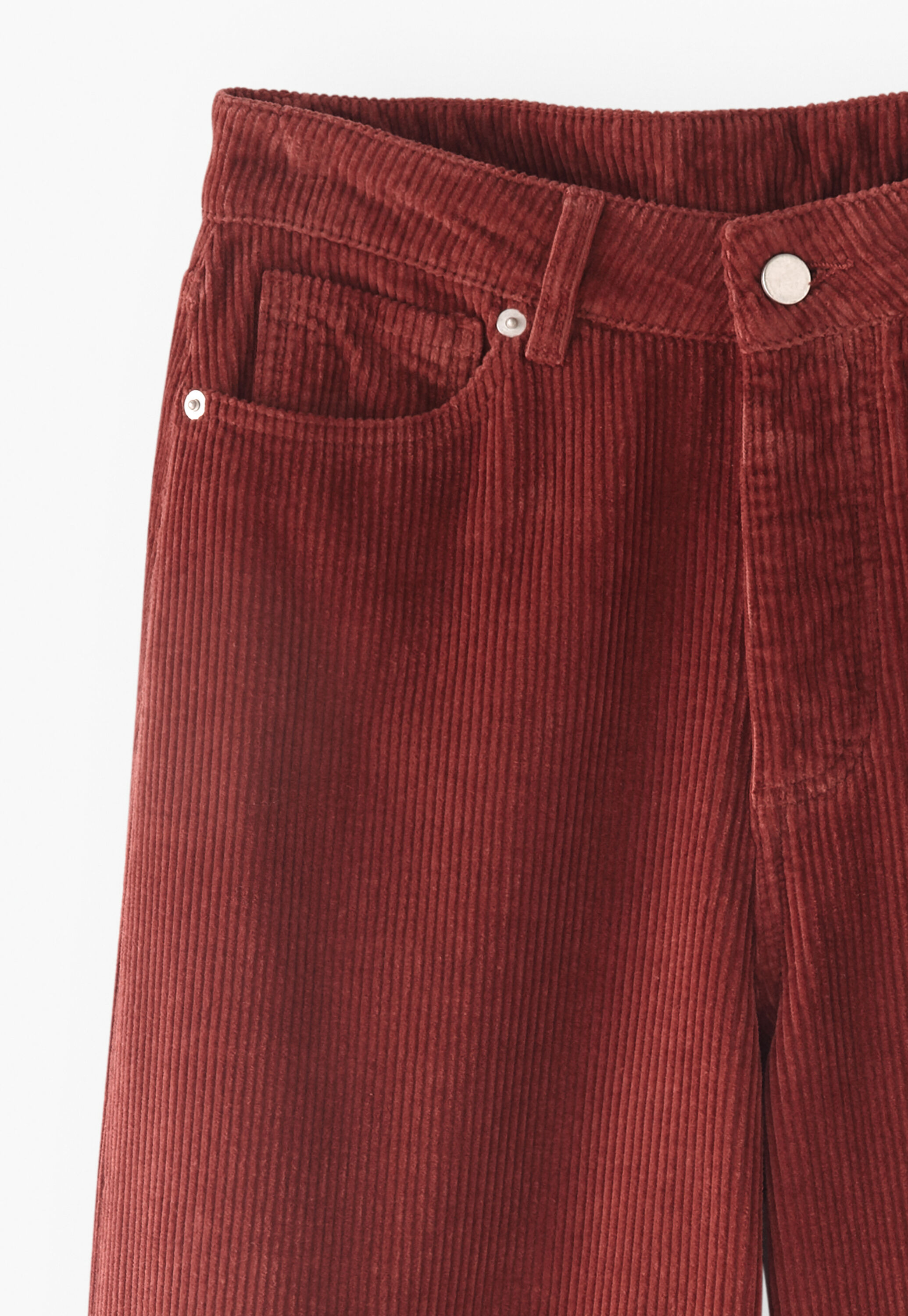 K&uuml;rzer geschnittene Hose mit weitem Bein