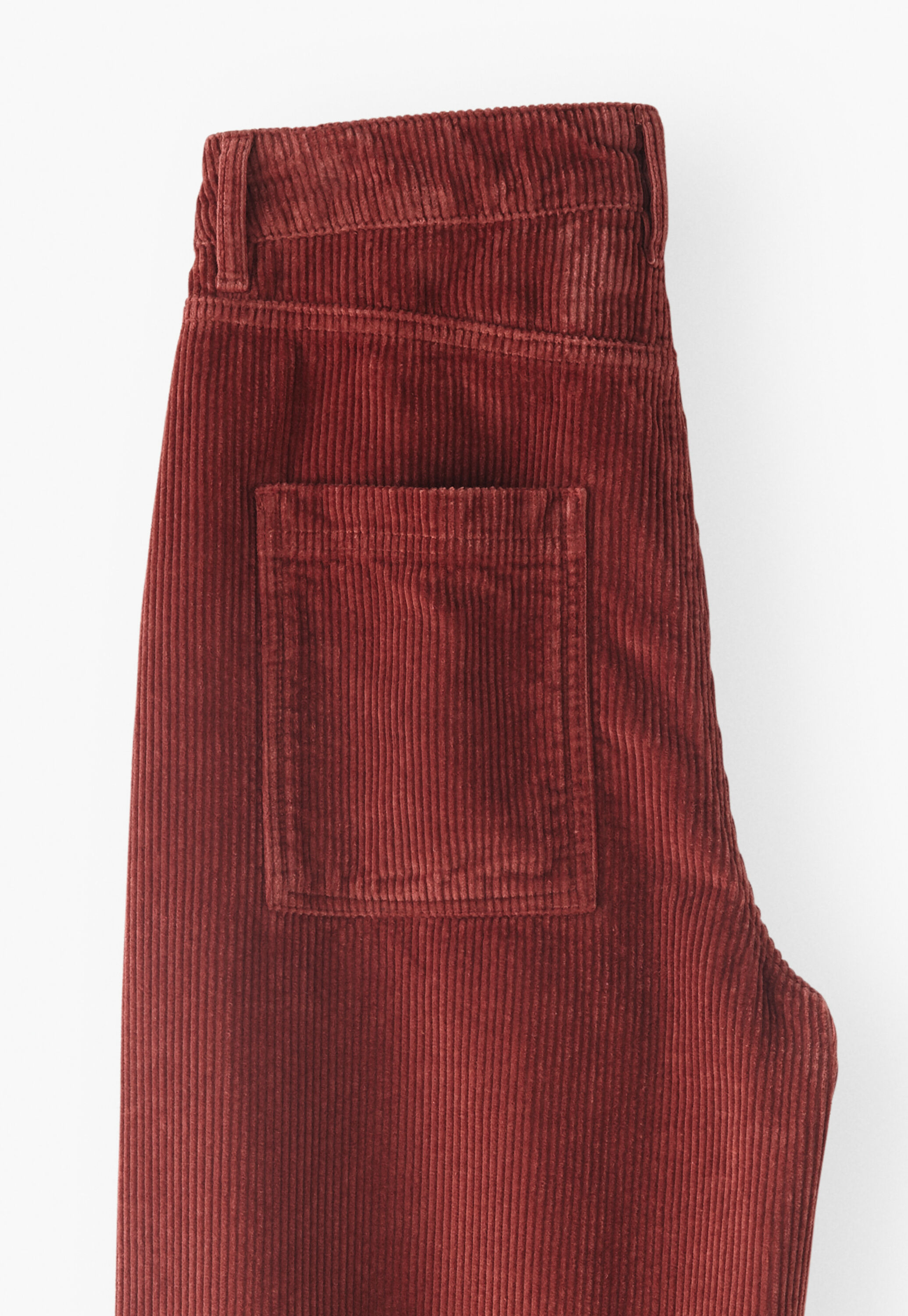 K&uuml;rzer geschnittene Hose mit weitem Bein