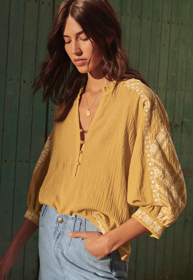 Bestickte Bluse, Toskanische Sonne, completeTheLook