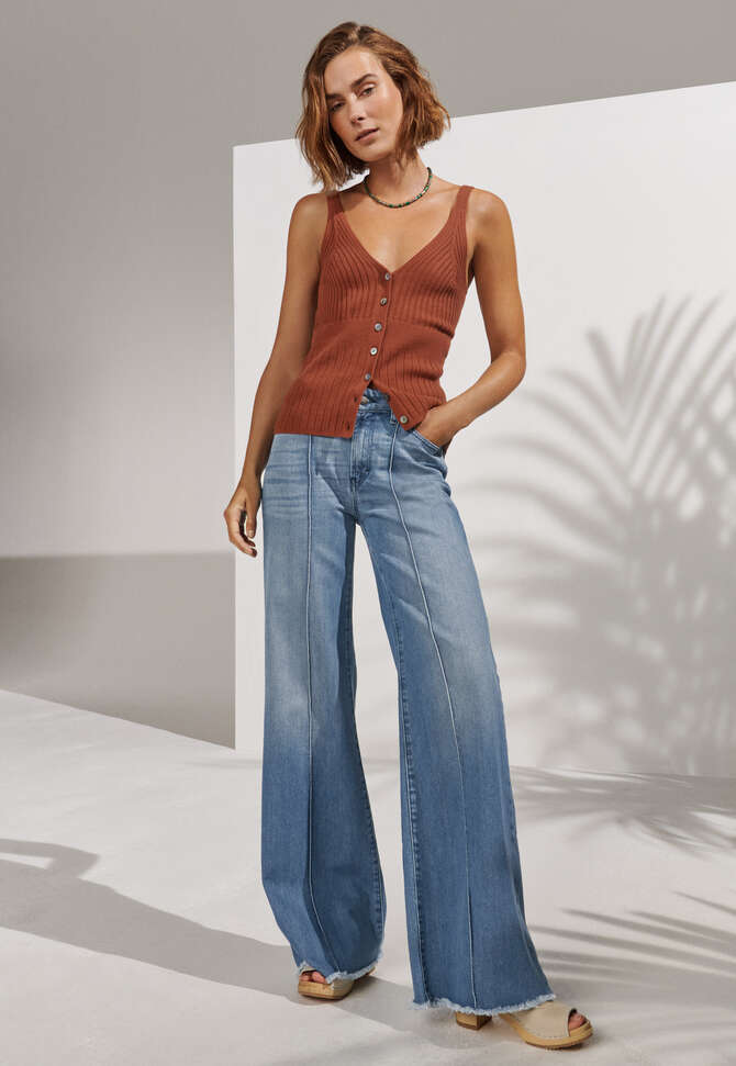 Ausgestellte Jeans, Authentische Waschung, completeTheLook