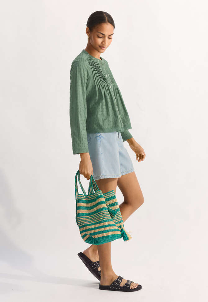 Gesmokte Bluse, Rauchiger Smaragd, completeTheLook