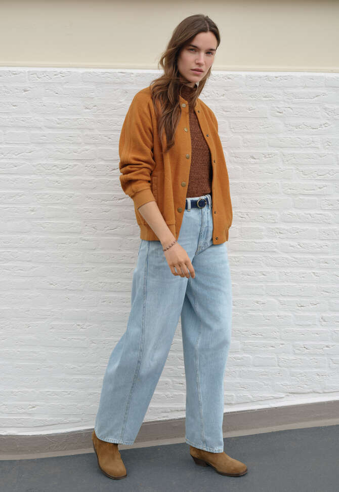 Jeans mit Nahtdetails, Blasse Waschung, completeTheLook