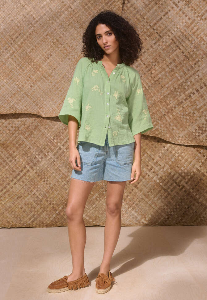 Bestickte Bluse, Pistazie-Mint, completeTheLook