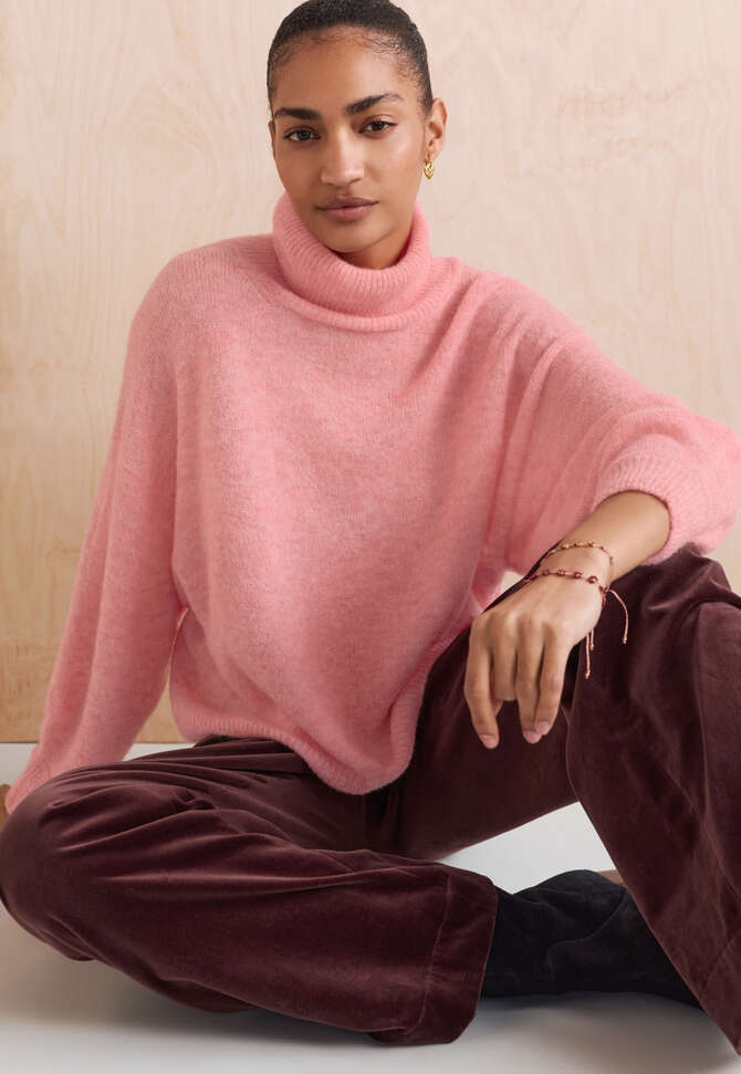 Samthose mit weitem Bein, Braune Beere, completeTheLook